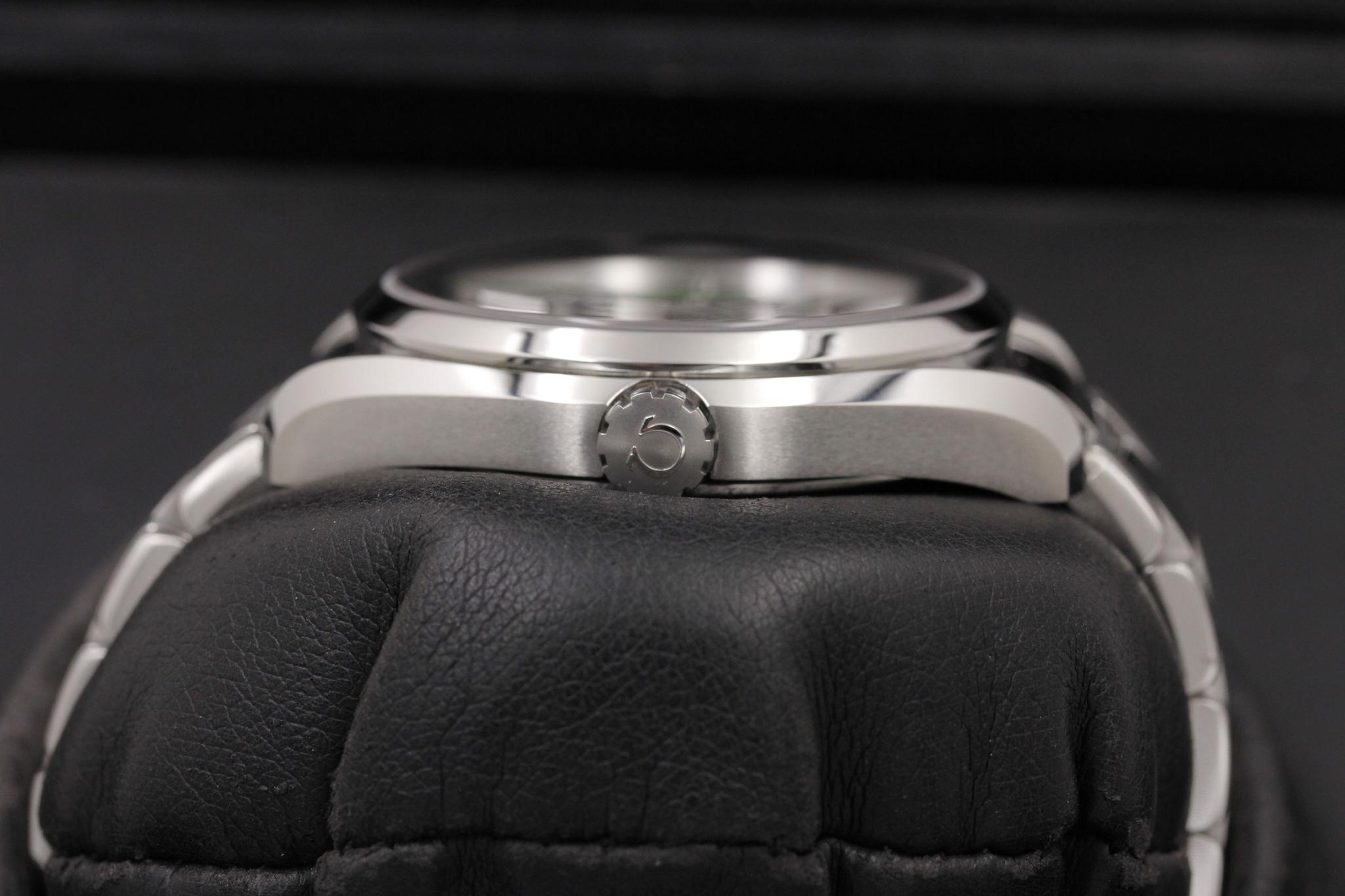 Watch Image 3