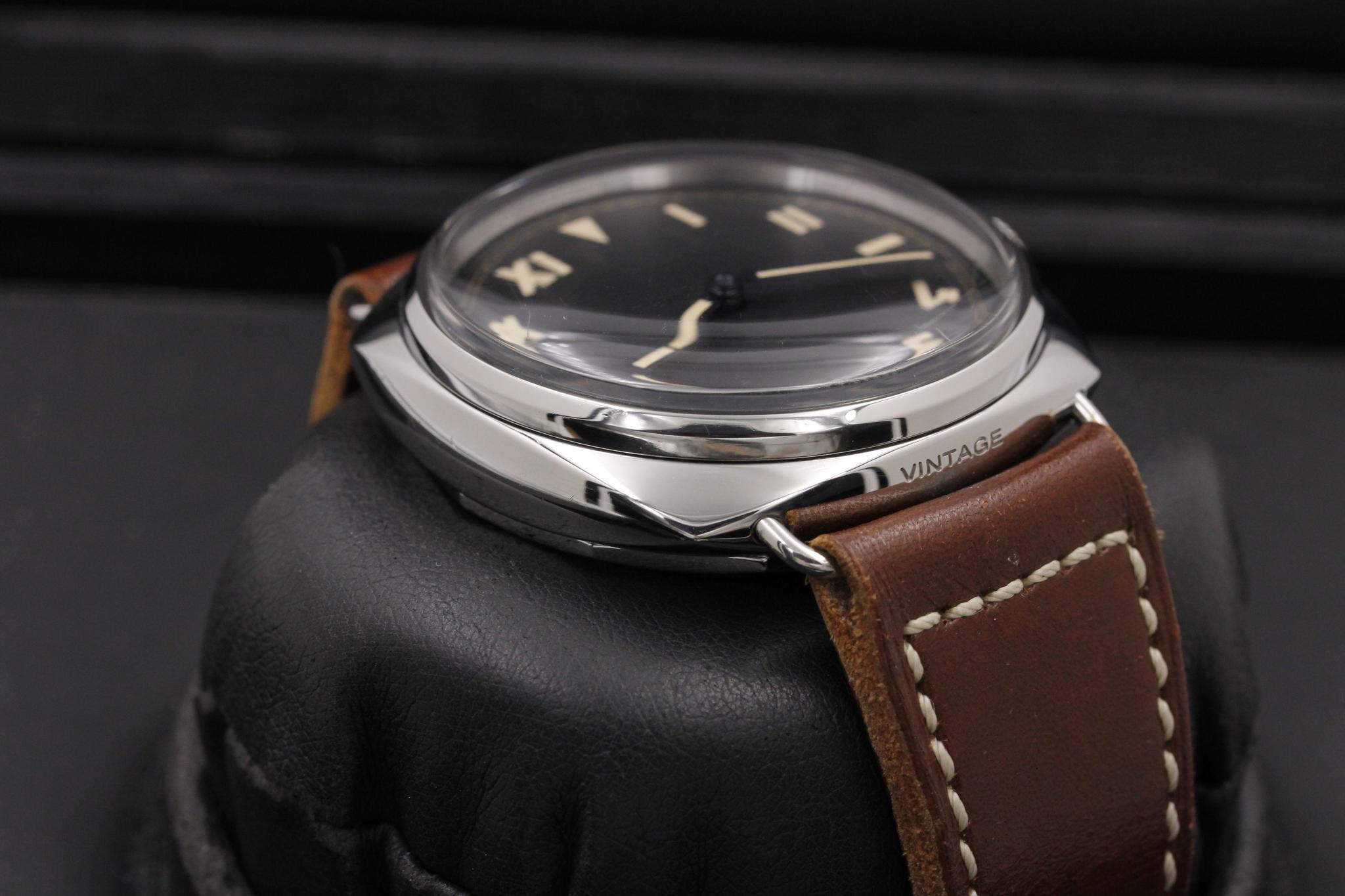 Watch Image 6