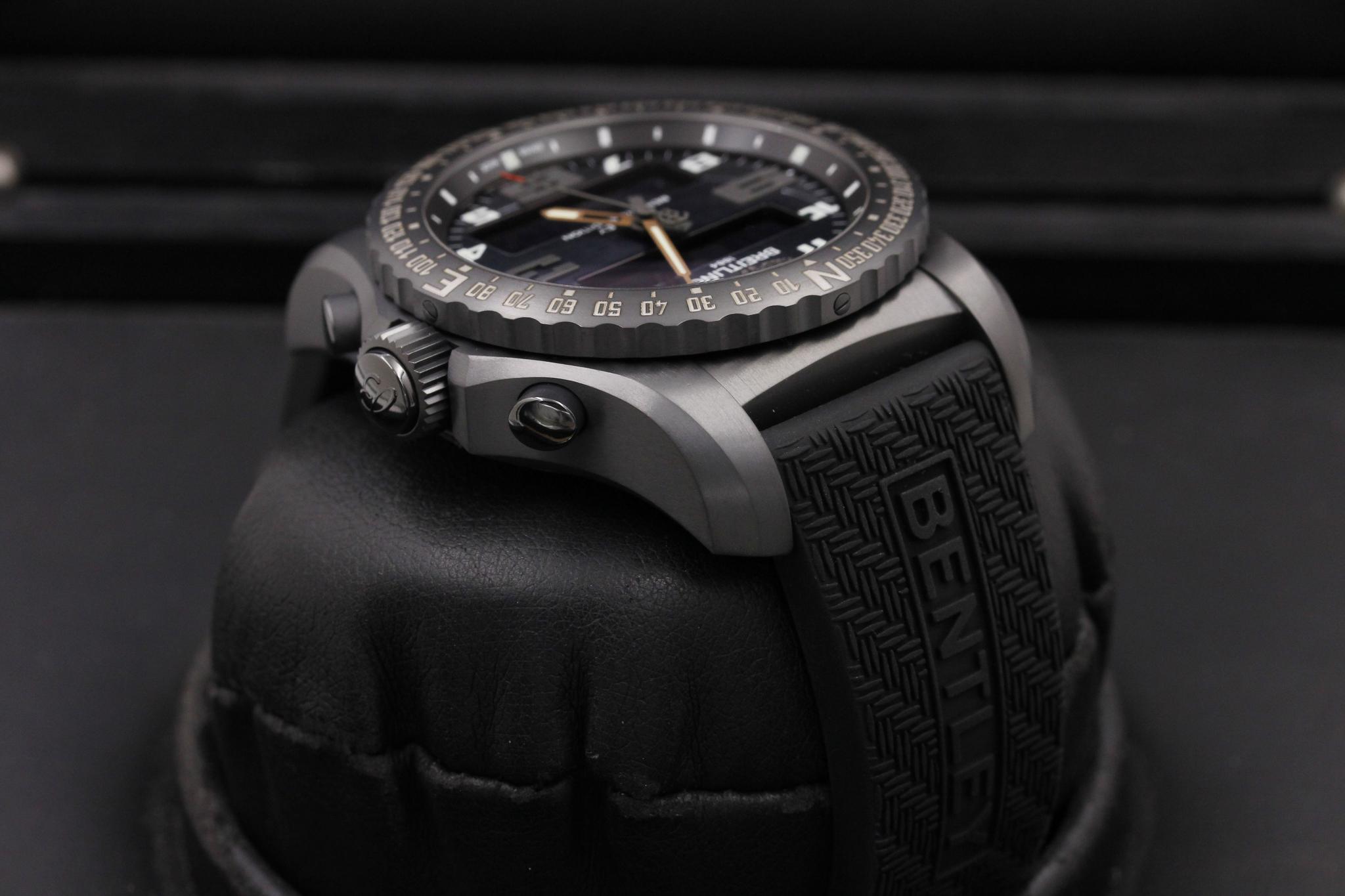 Watch Image 4