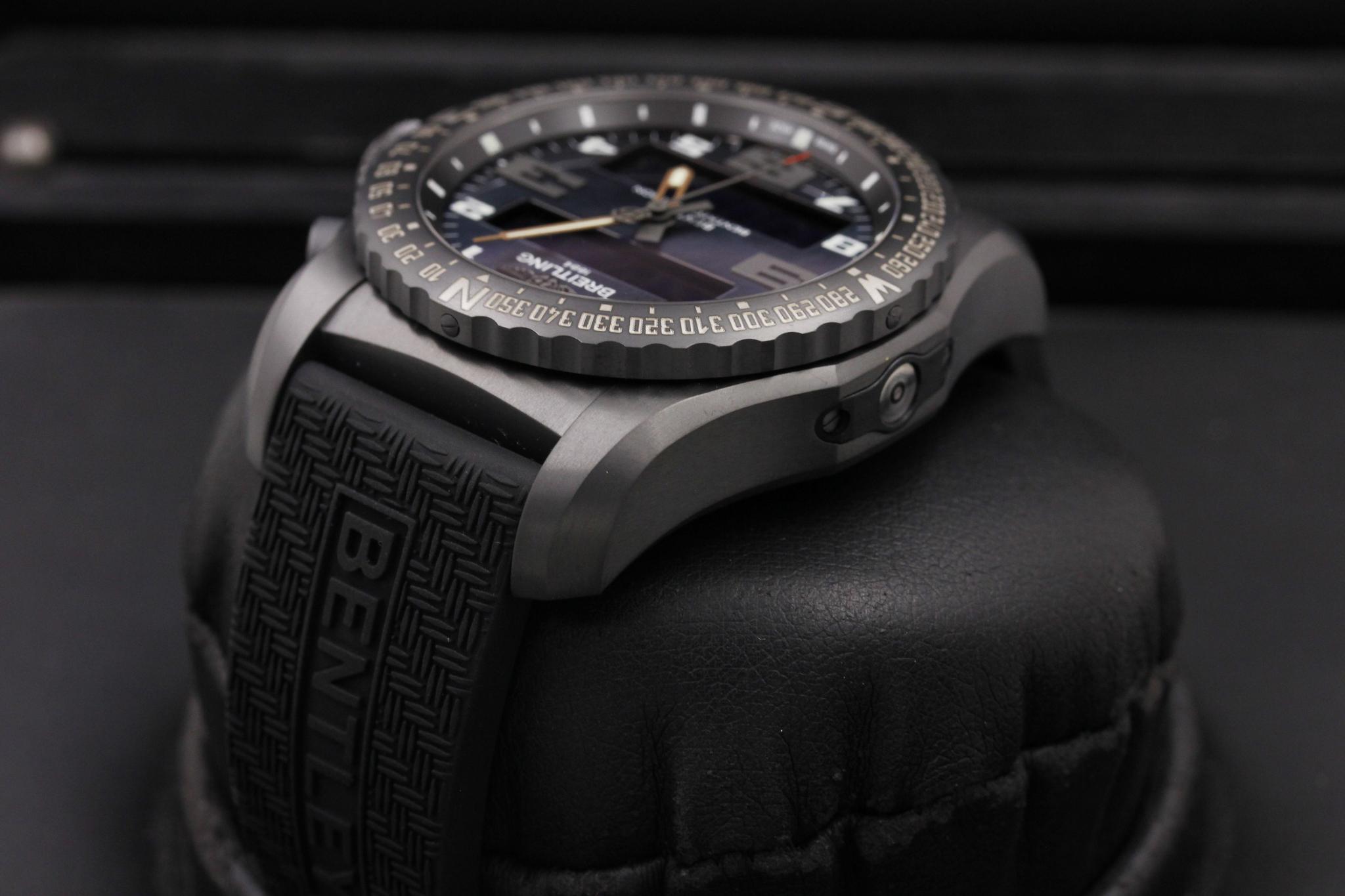 Watch Image 5