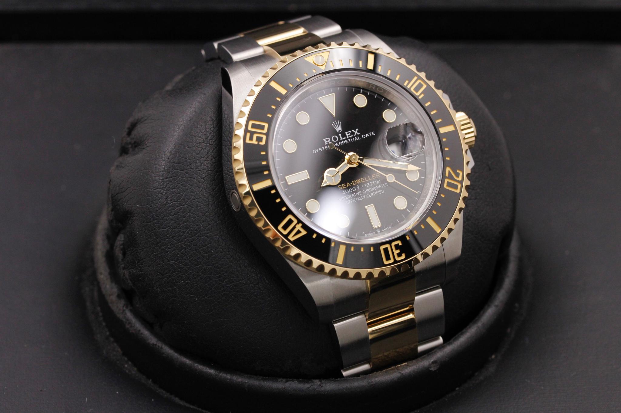 Watch Image 10