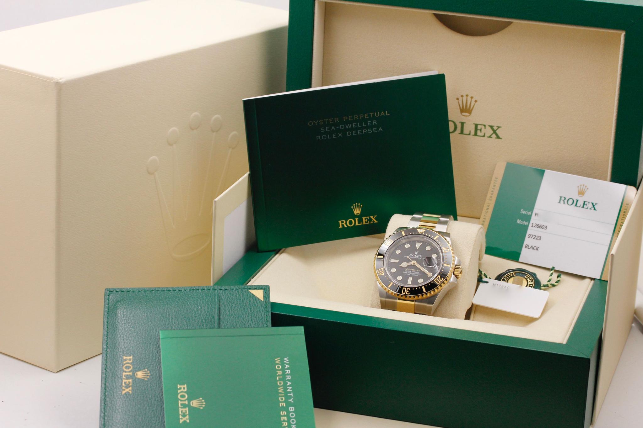 Watch Image 11
