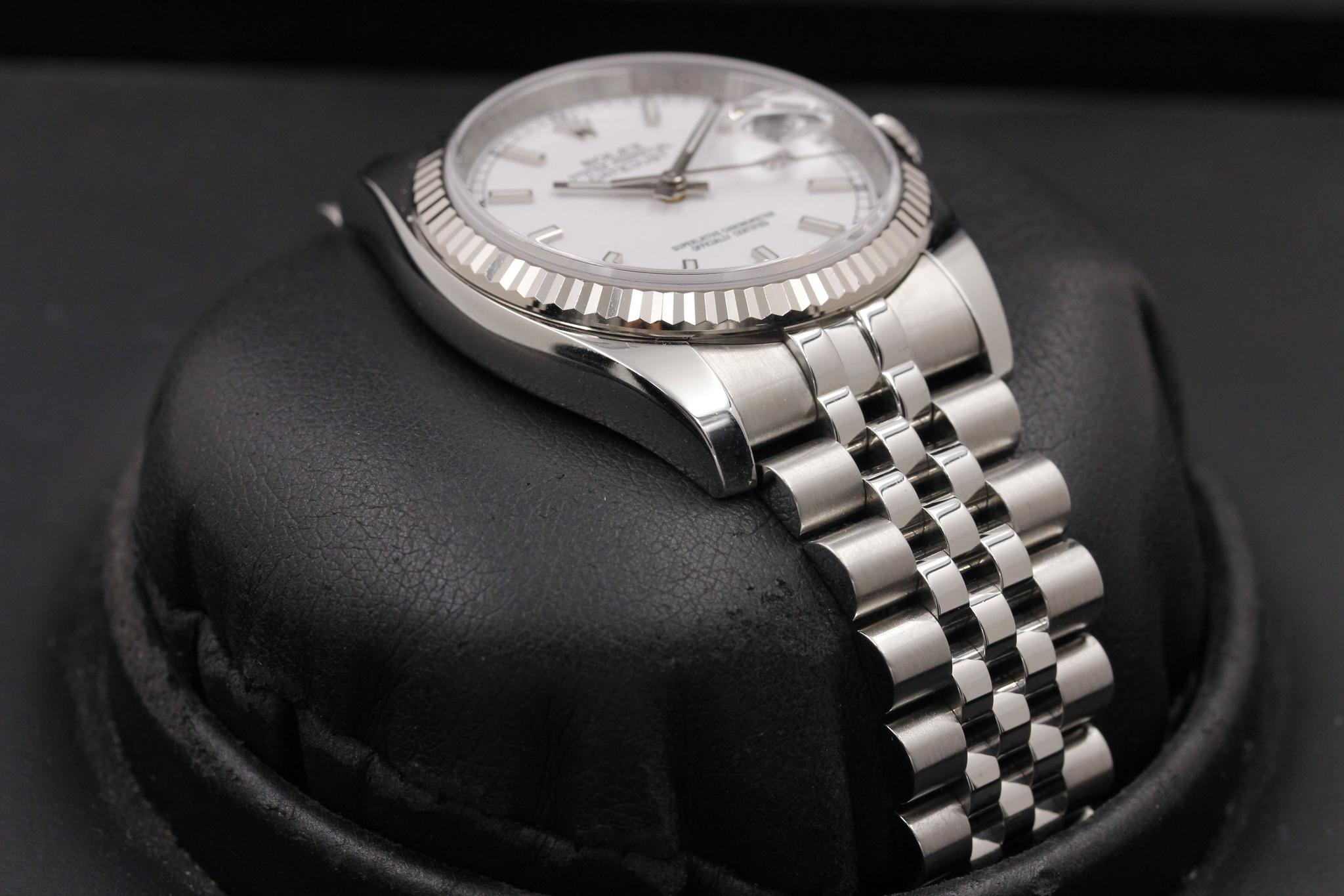 Watch Image 6