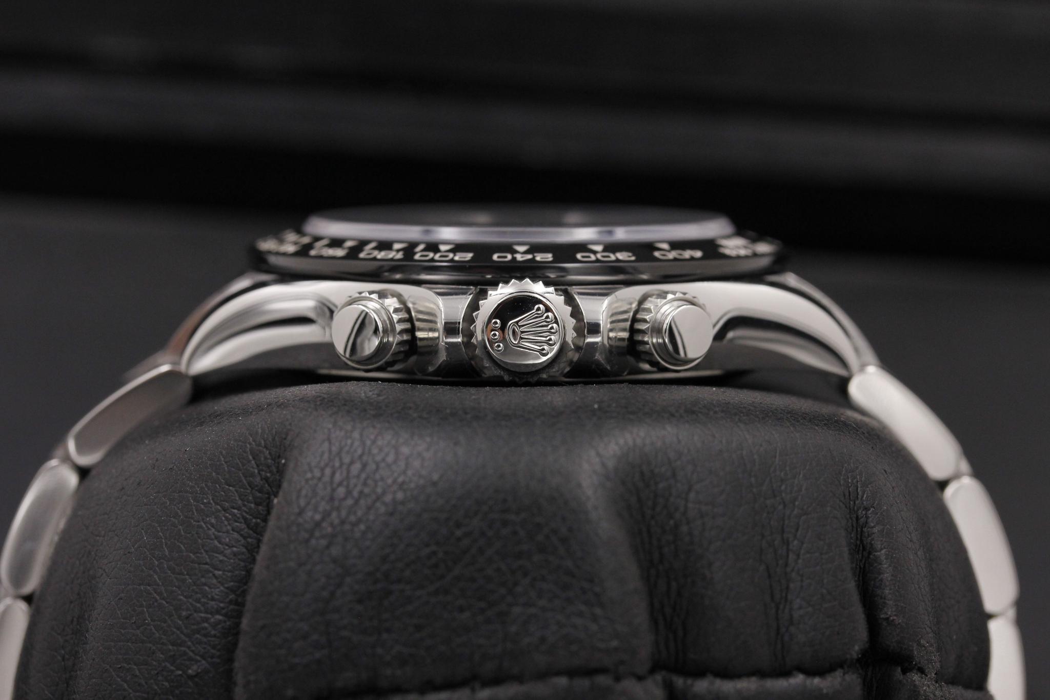Watch Image 3