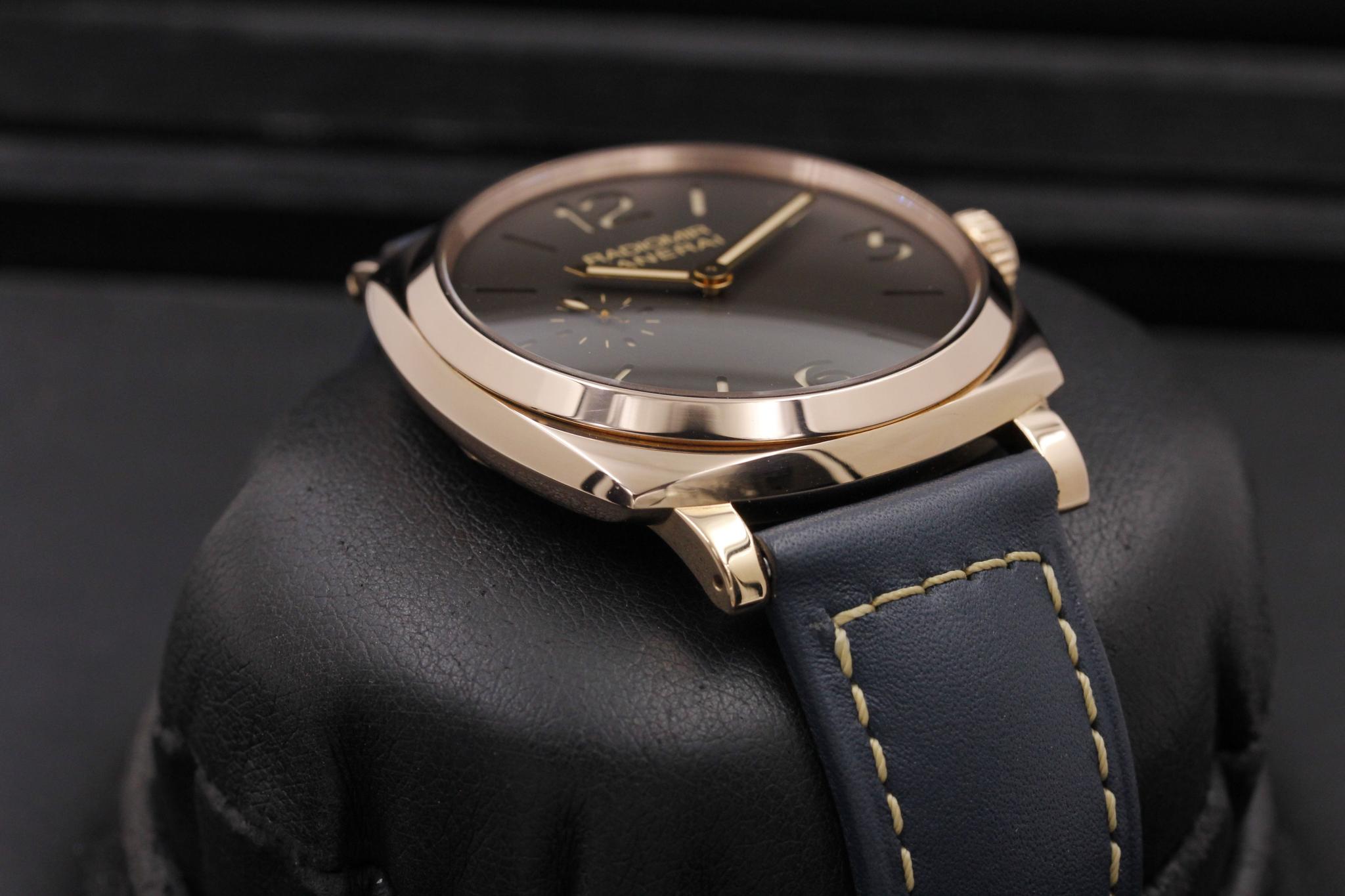 Watch Image 5