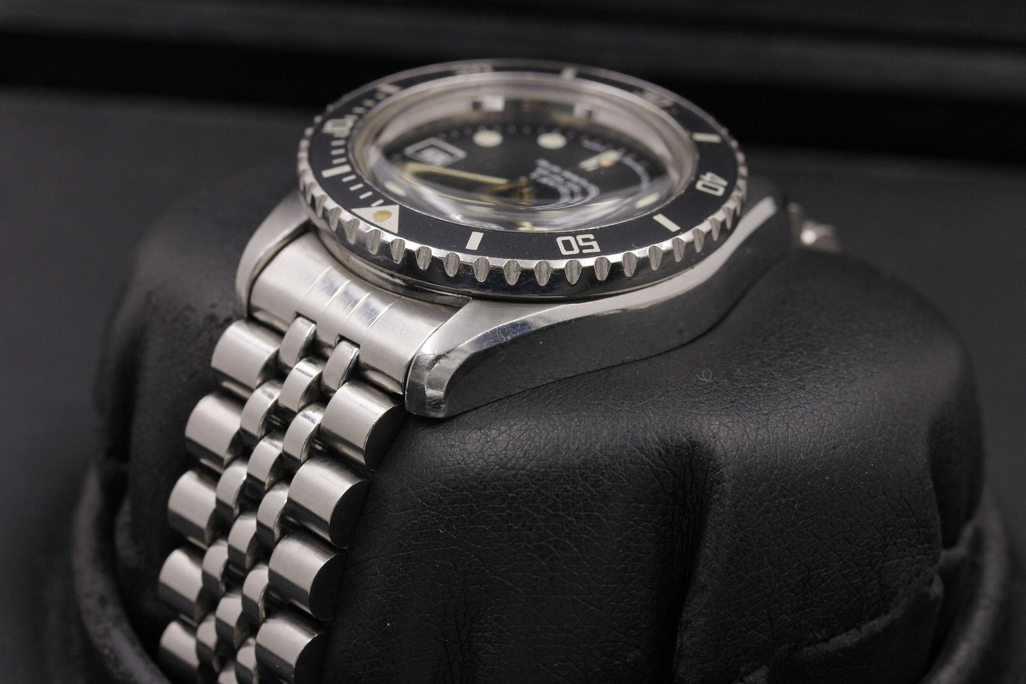 Watch Image 6