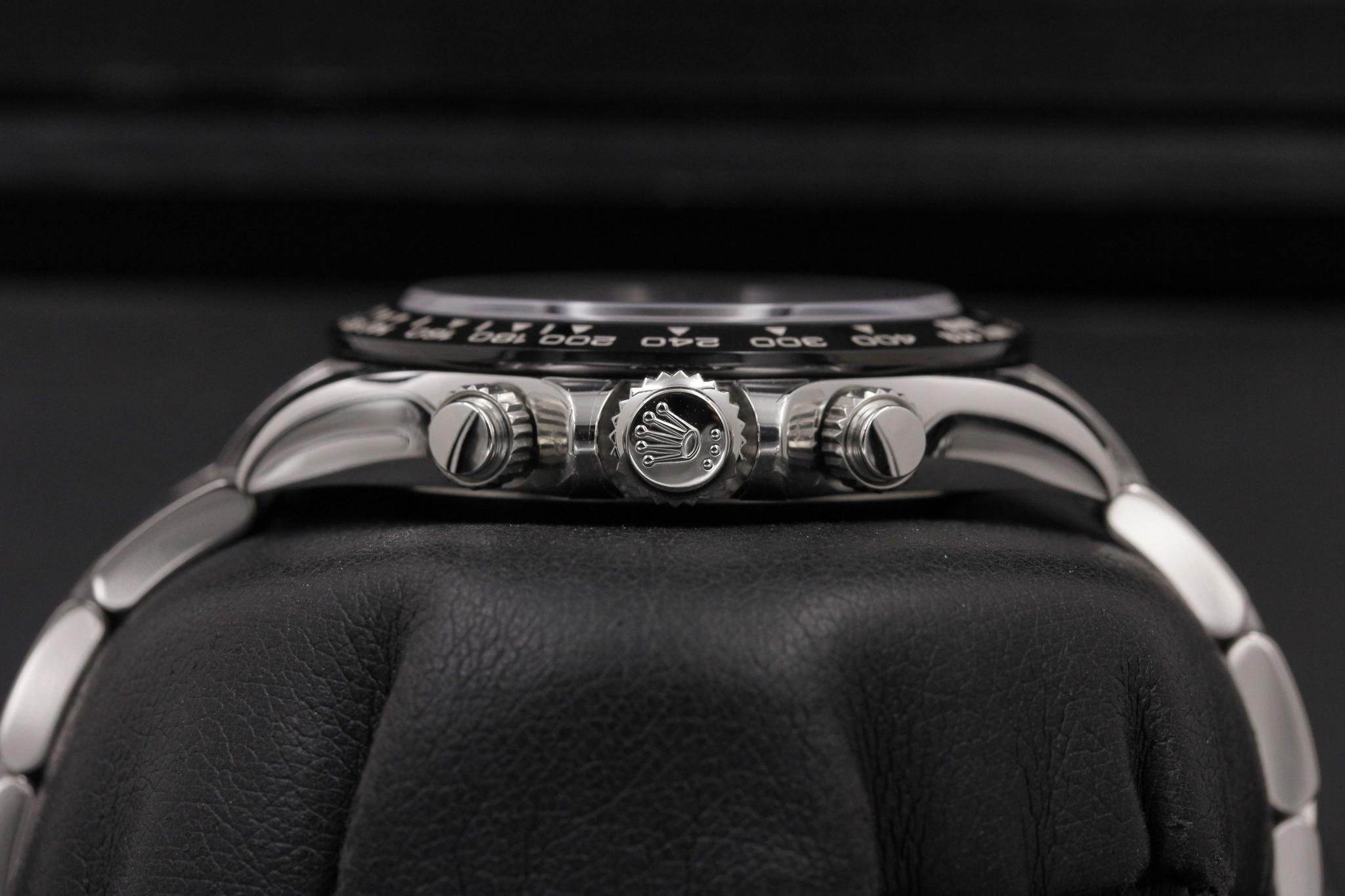 Watch Image 3