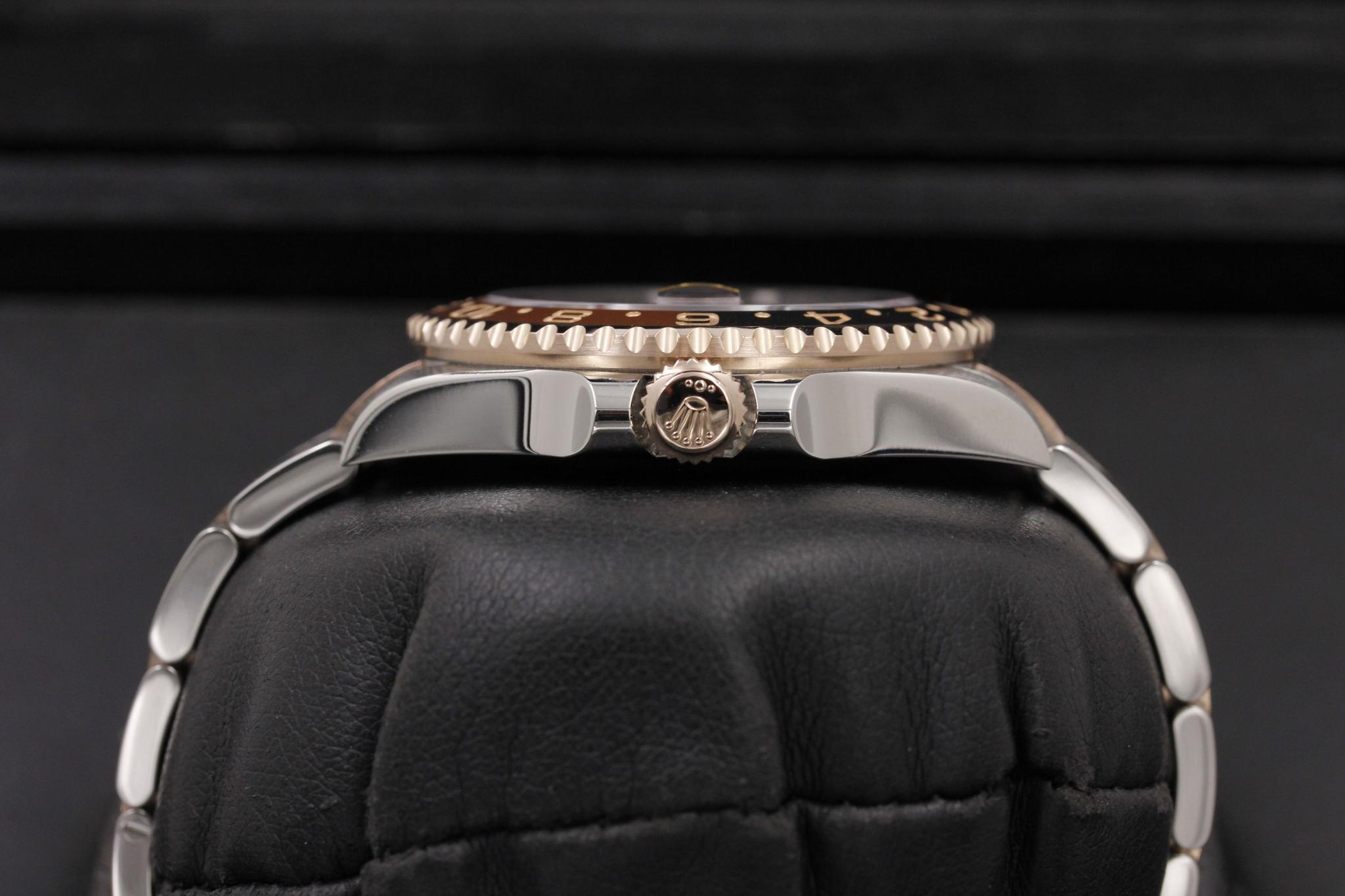 Watch Image 3