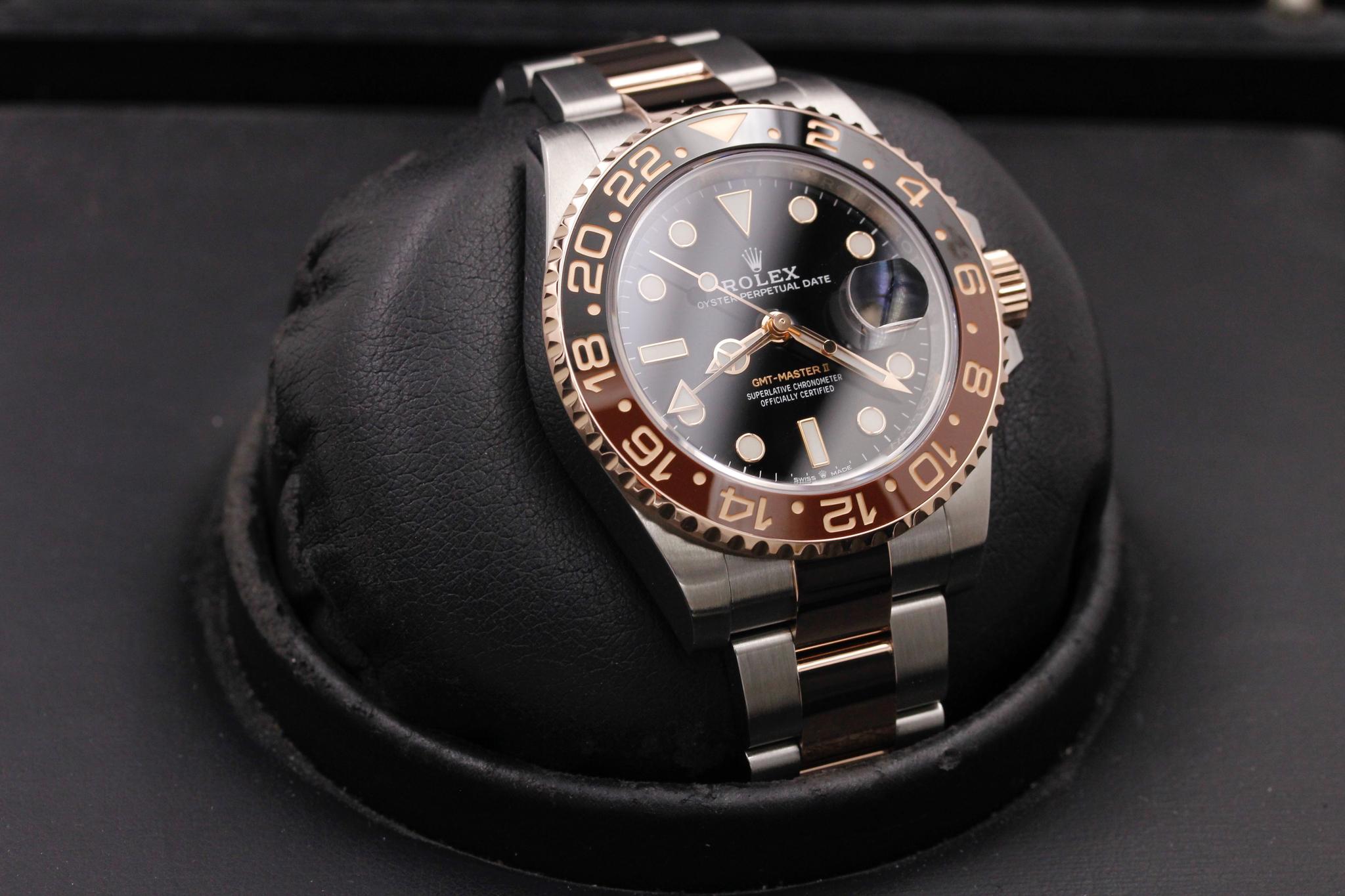 Watch Image 10