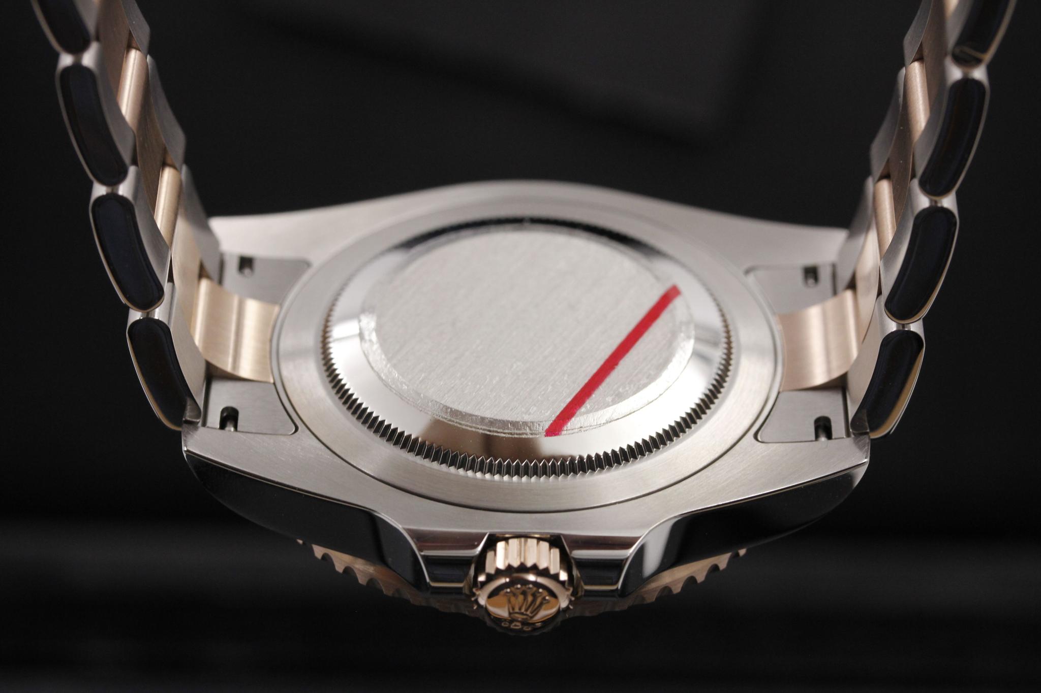 Watch Image 7