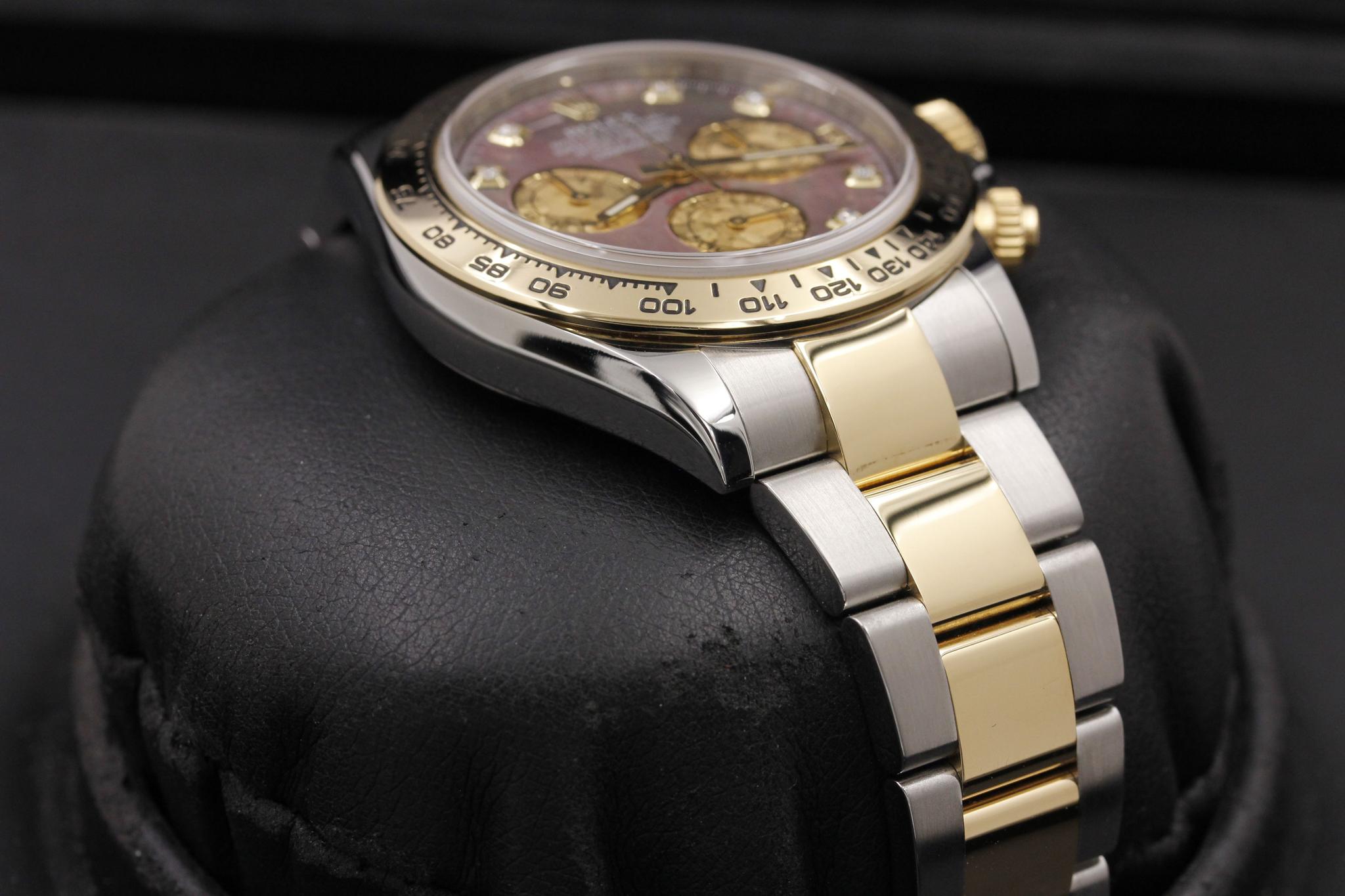 Watch Image 6