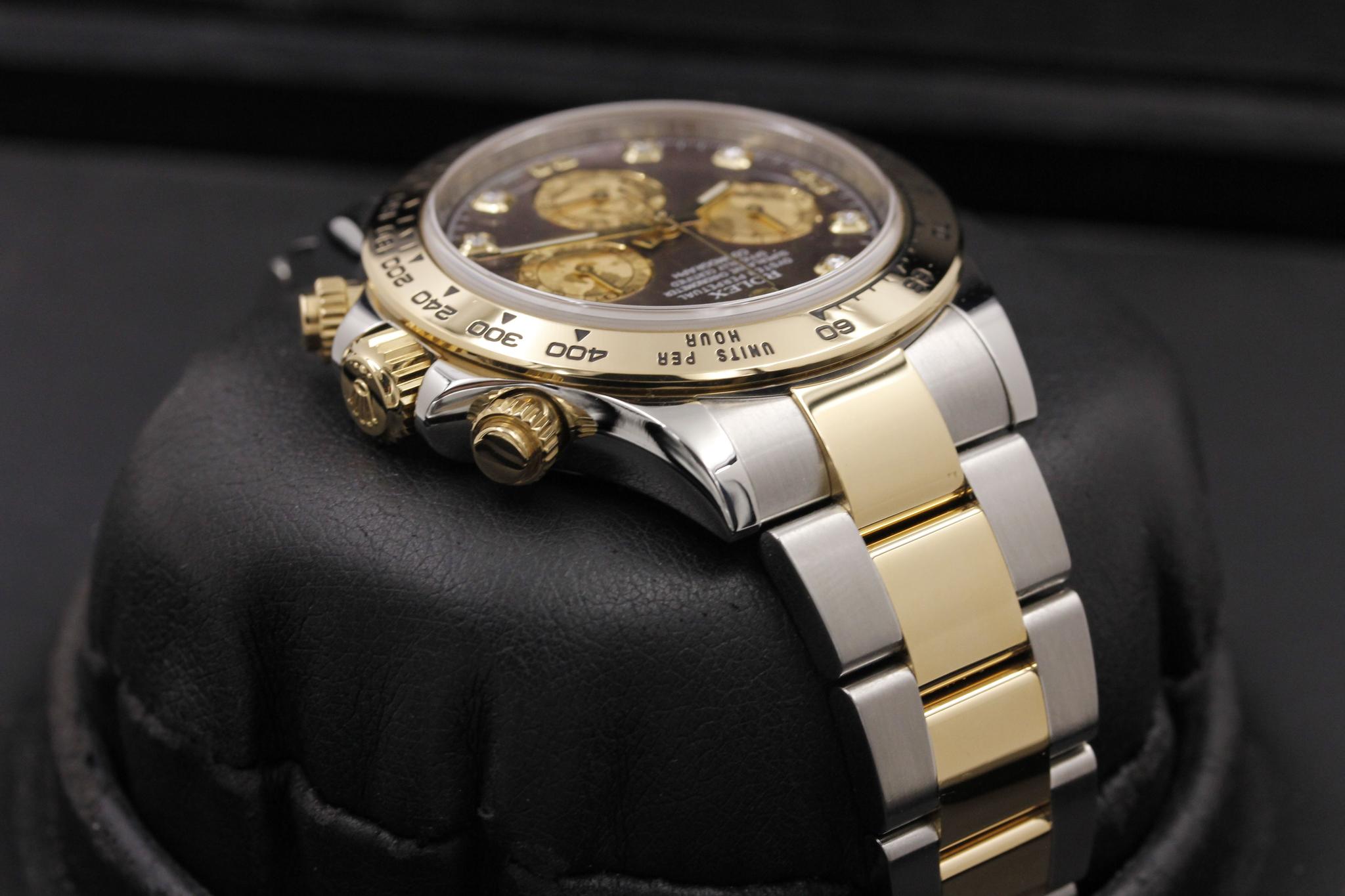 Watch Image 4