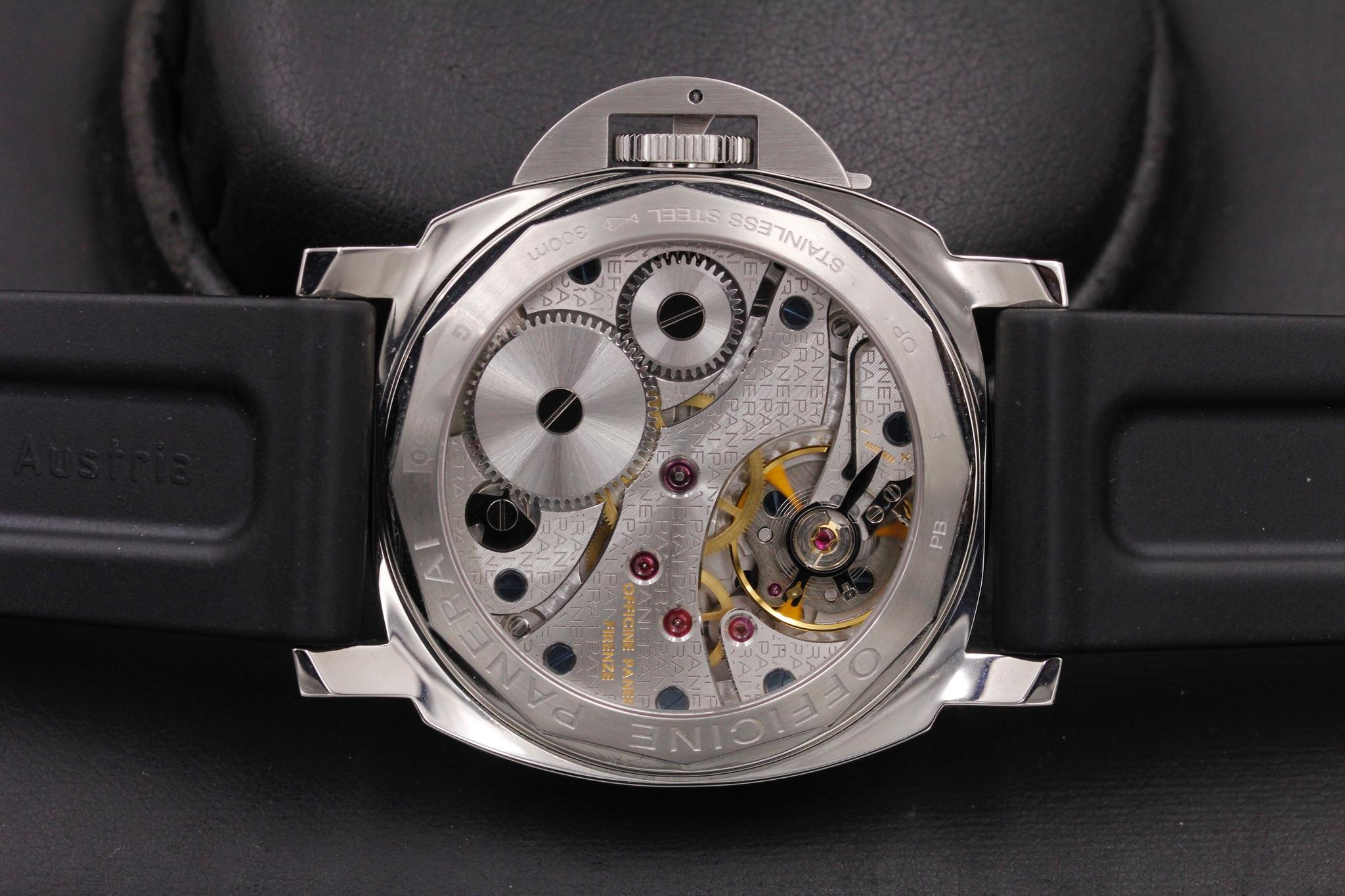 Watch Image 7