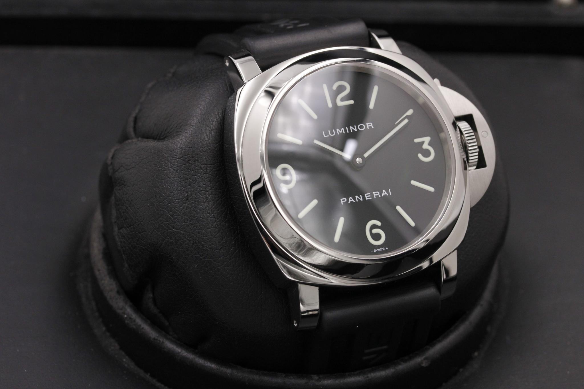 Watch Image 10