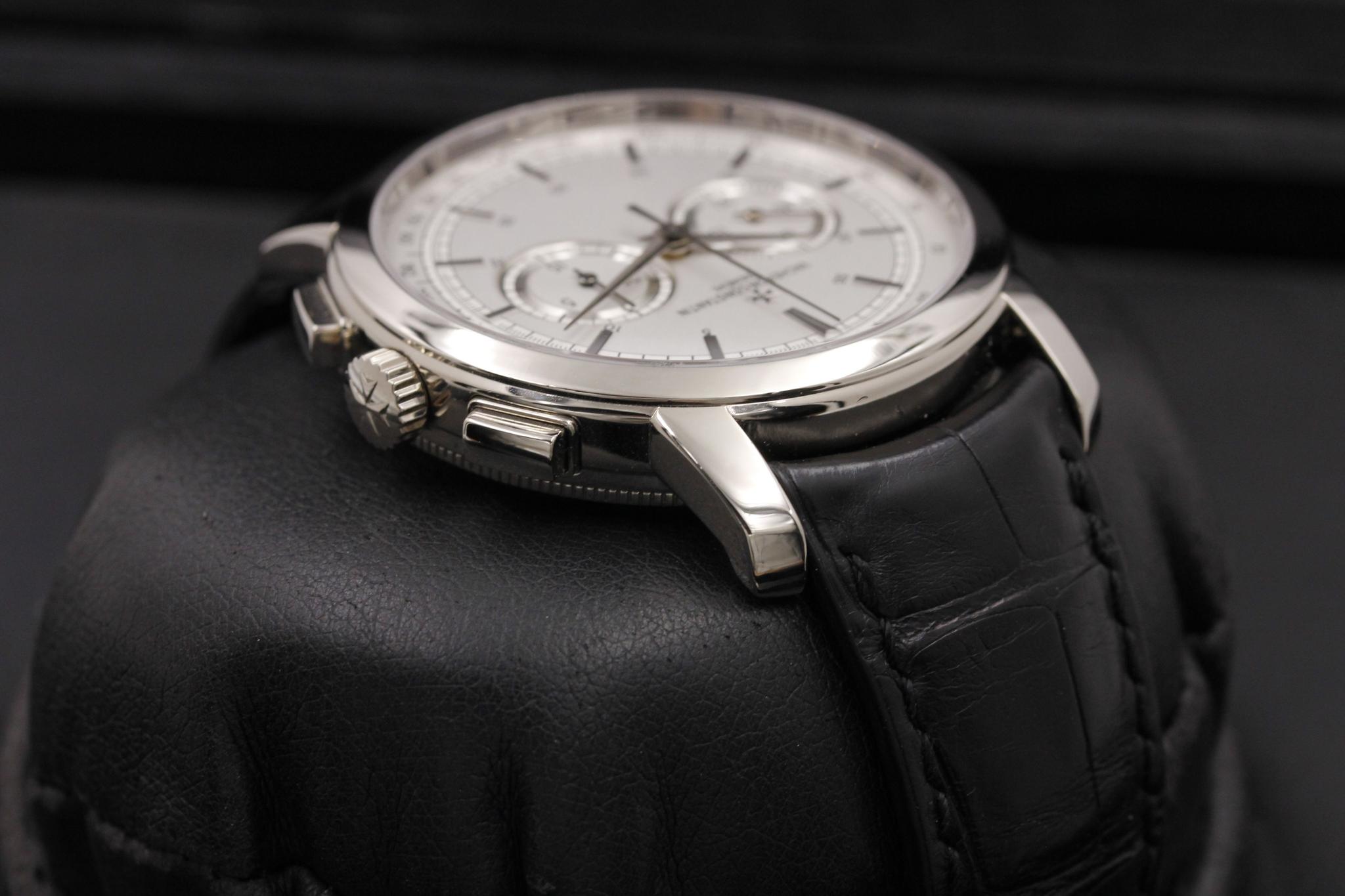 Watch Image 4