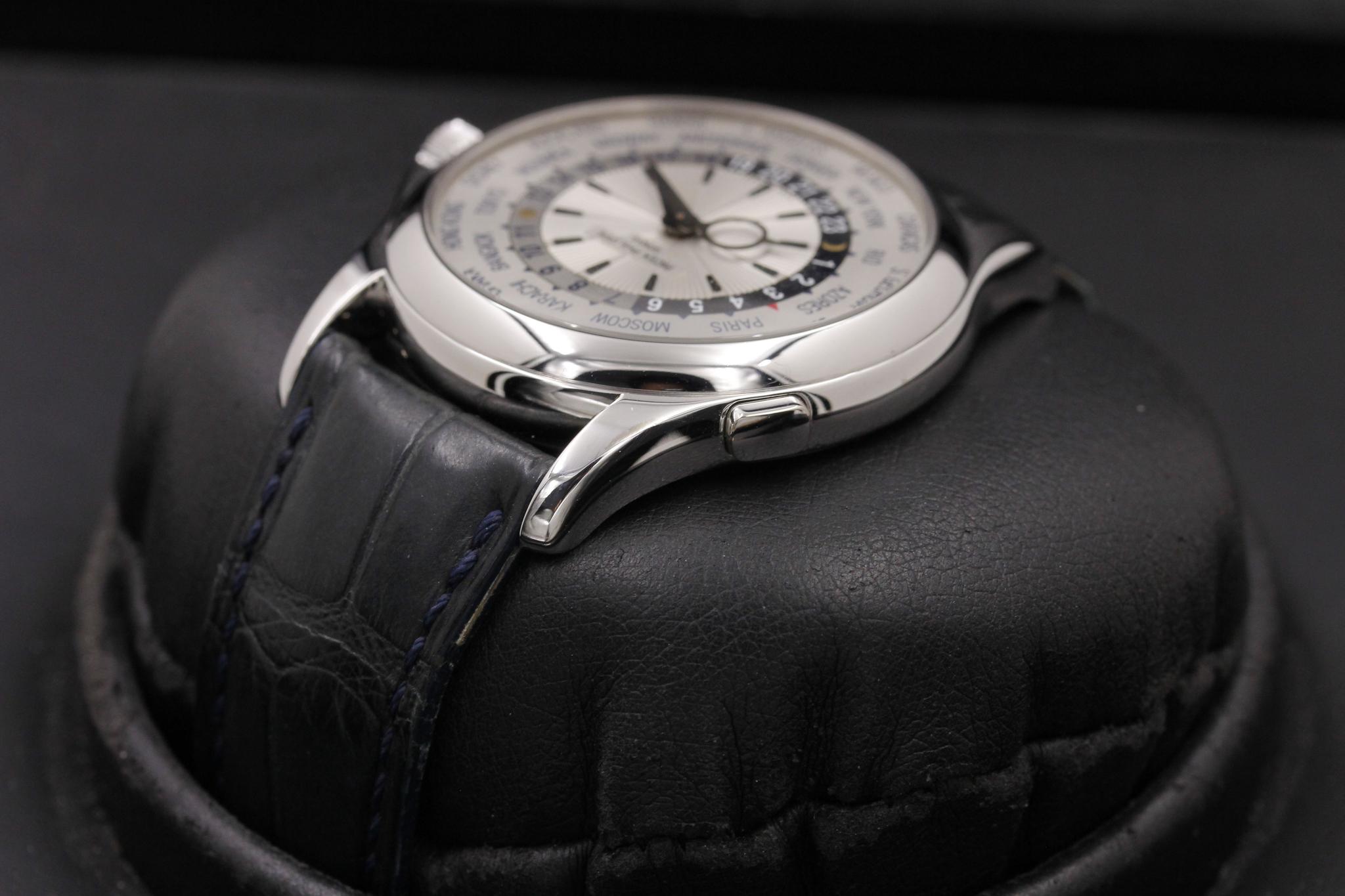 Watch Image 5