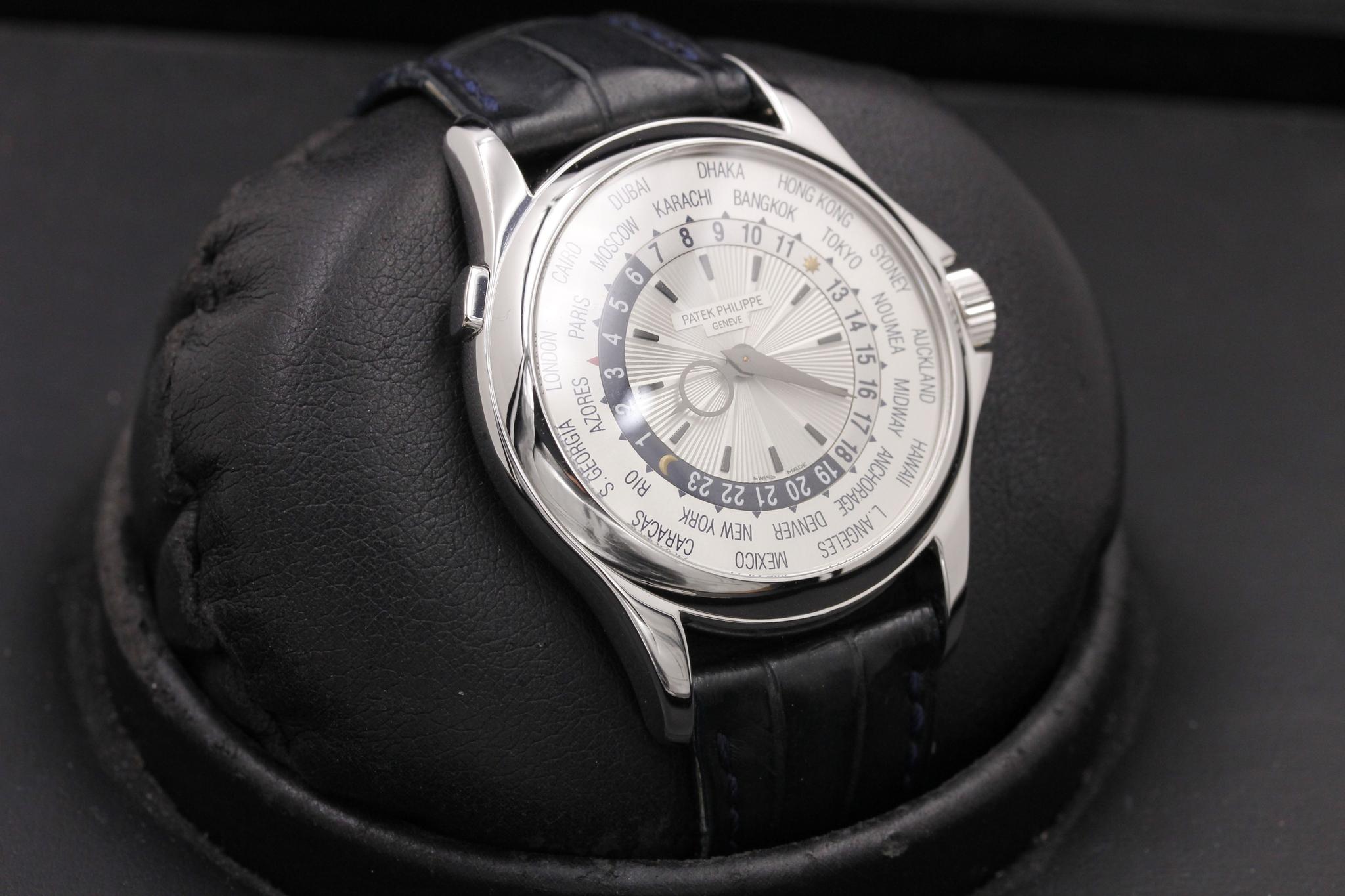 Watch Image 10