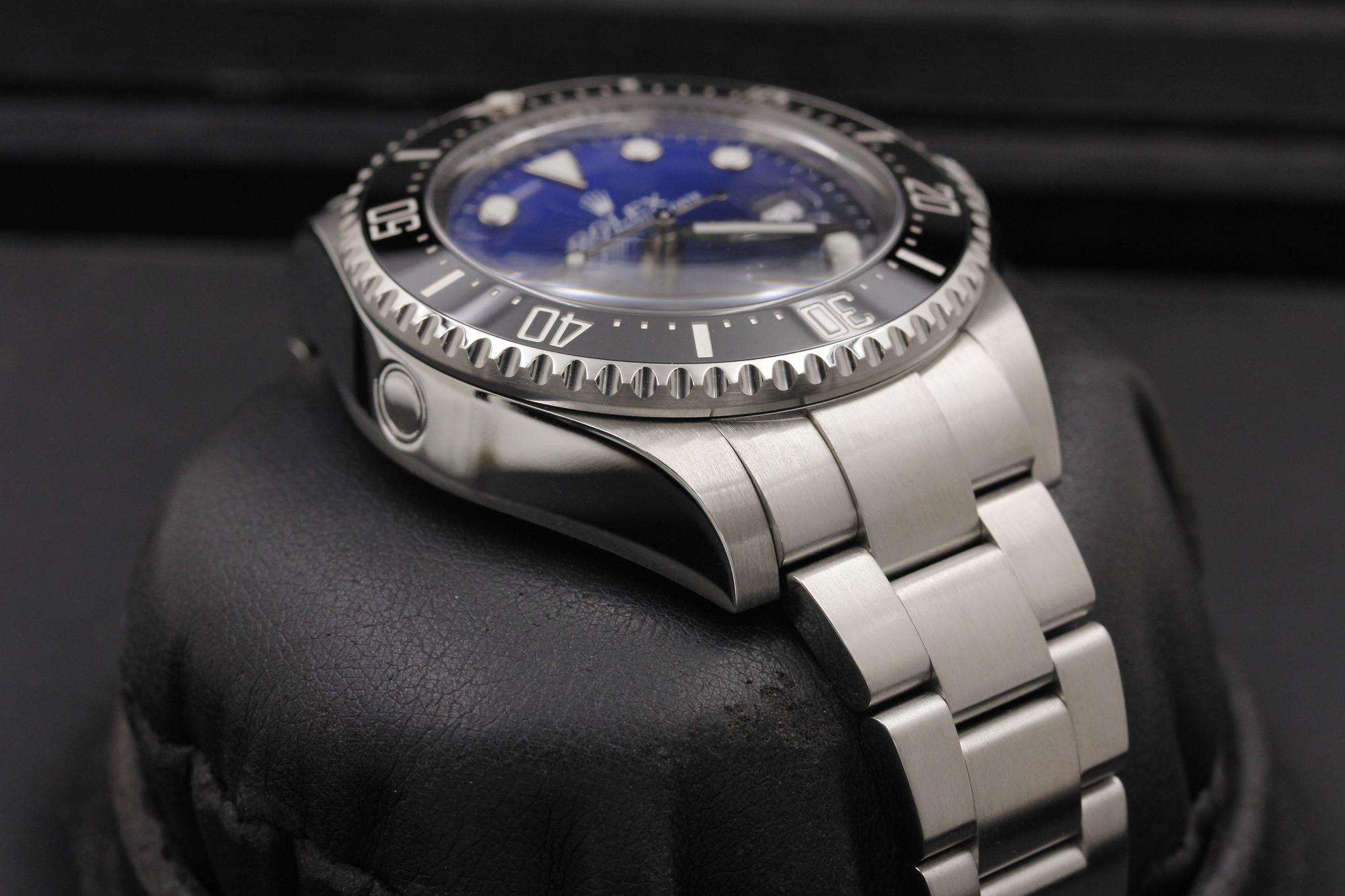 Watch Image 6