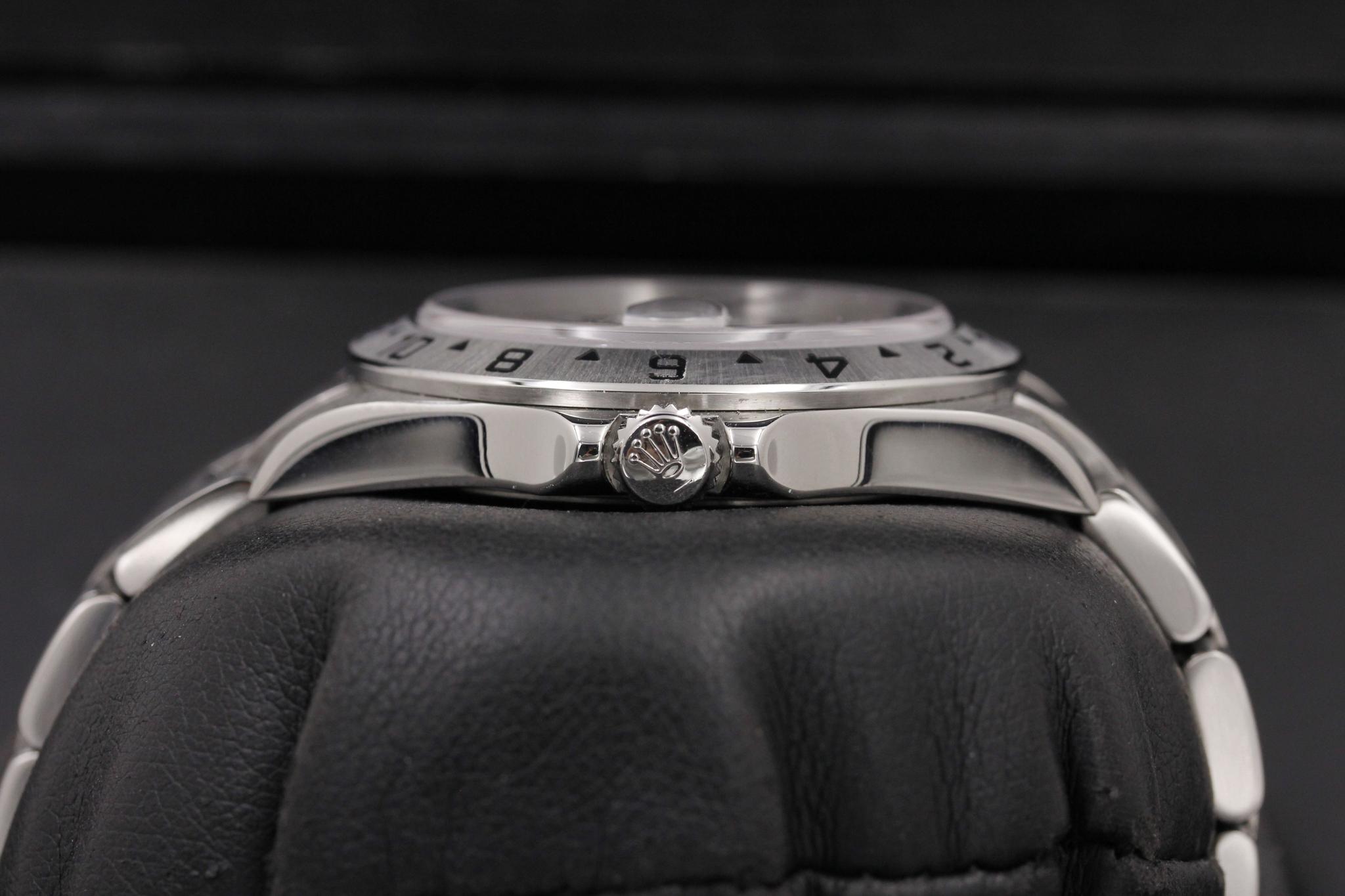 Watch Image 3
