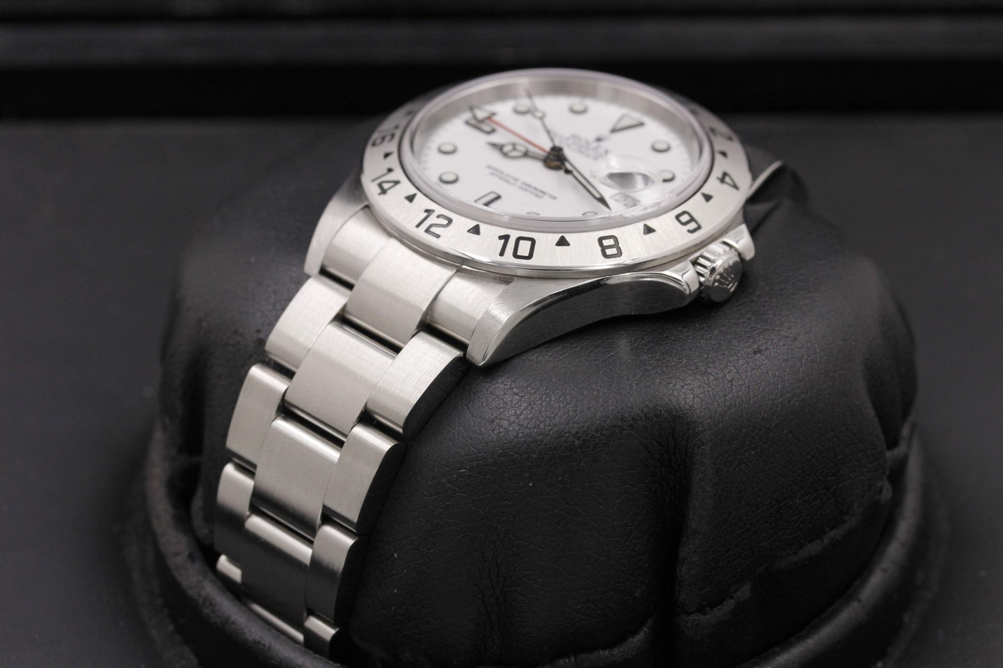 Watch Image 2