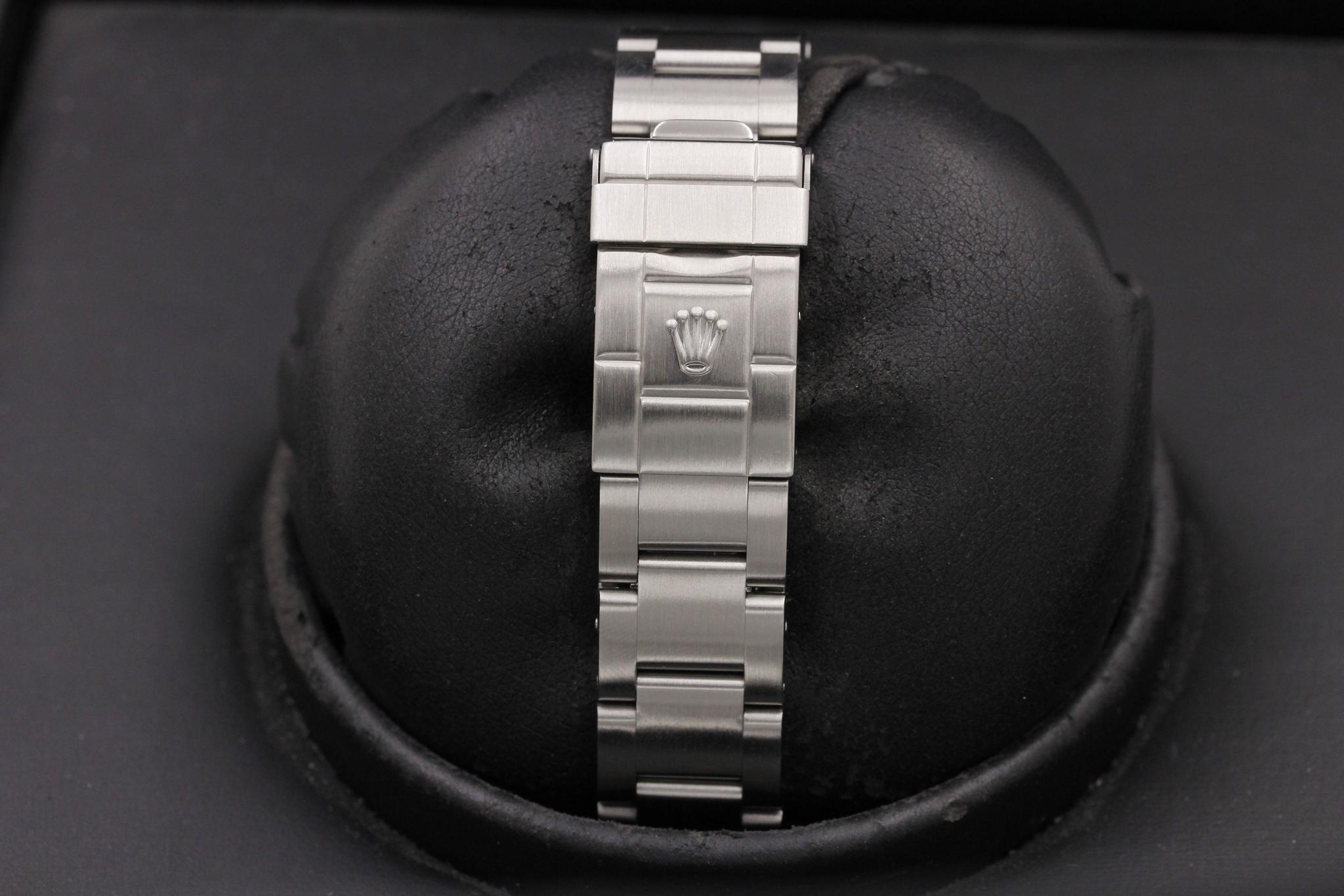 Watch Image 7