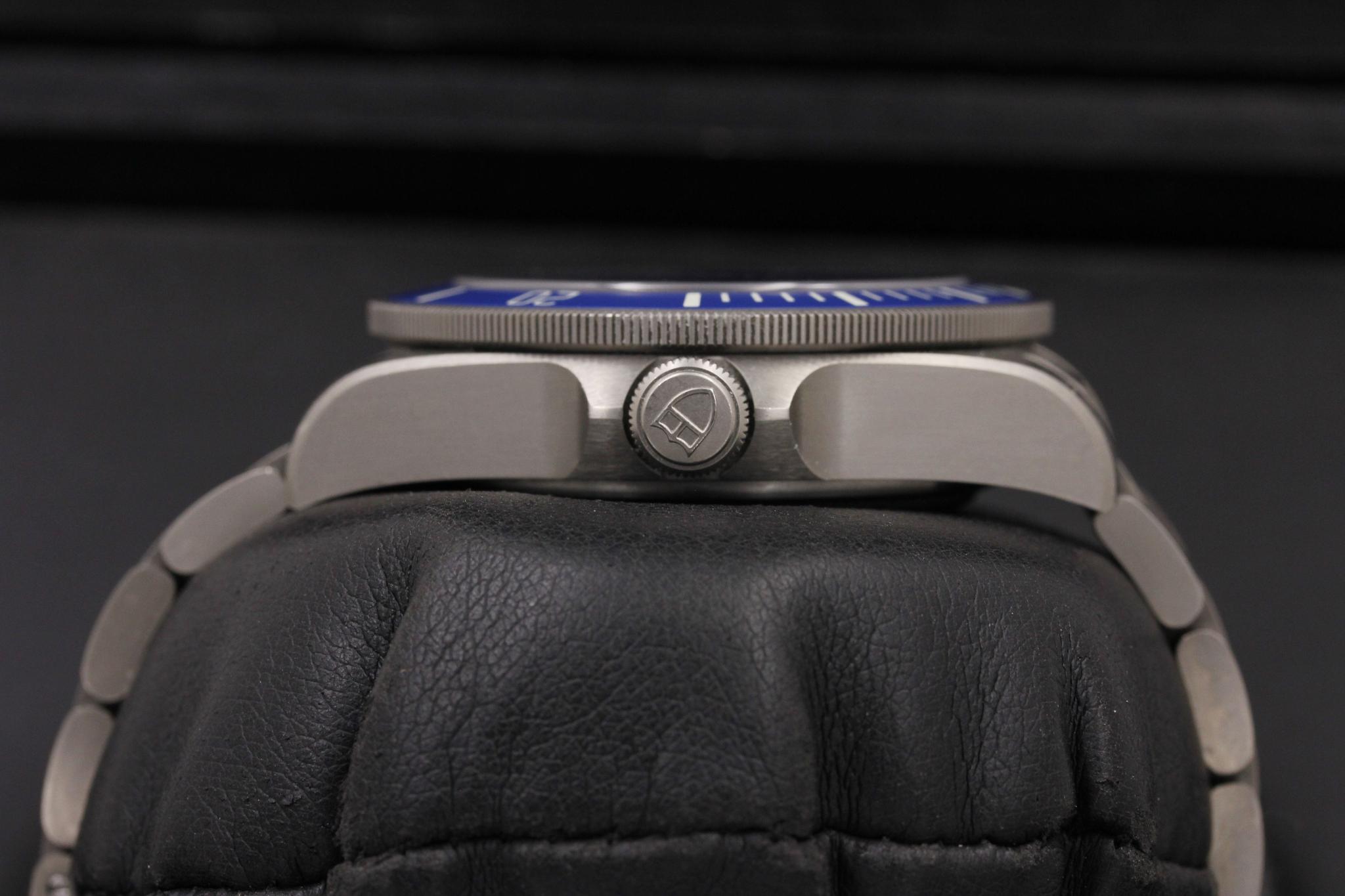 Watch Image 3