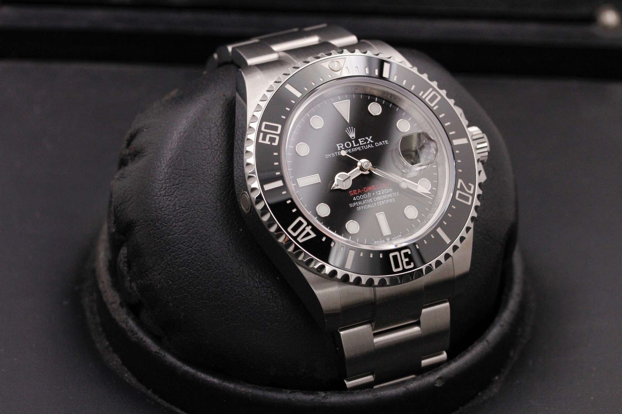 Watch Image 10