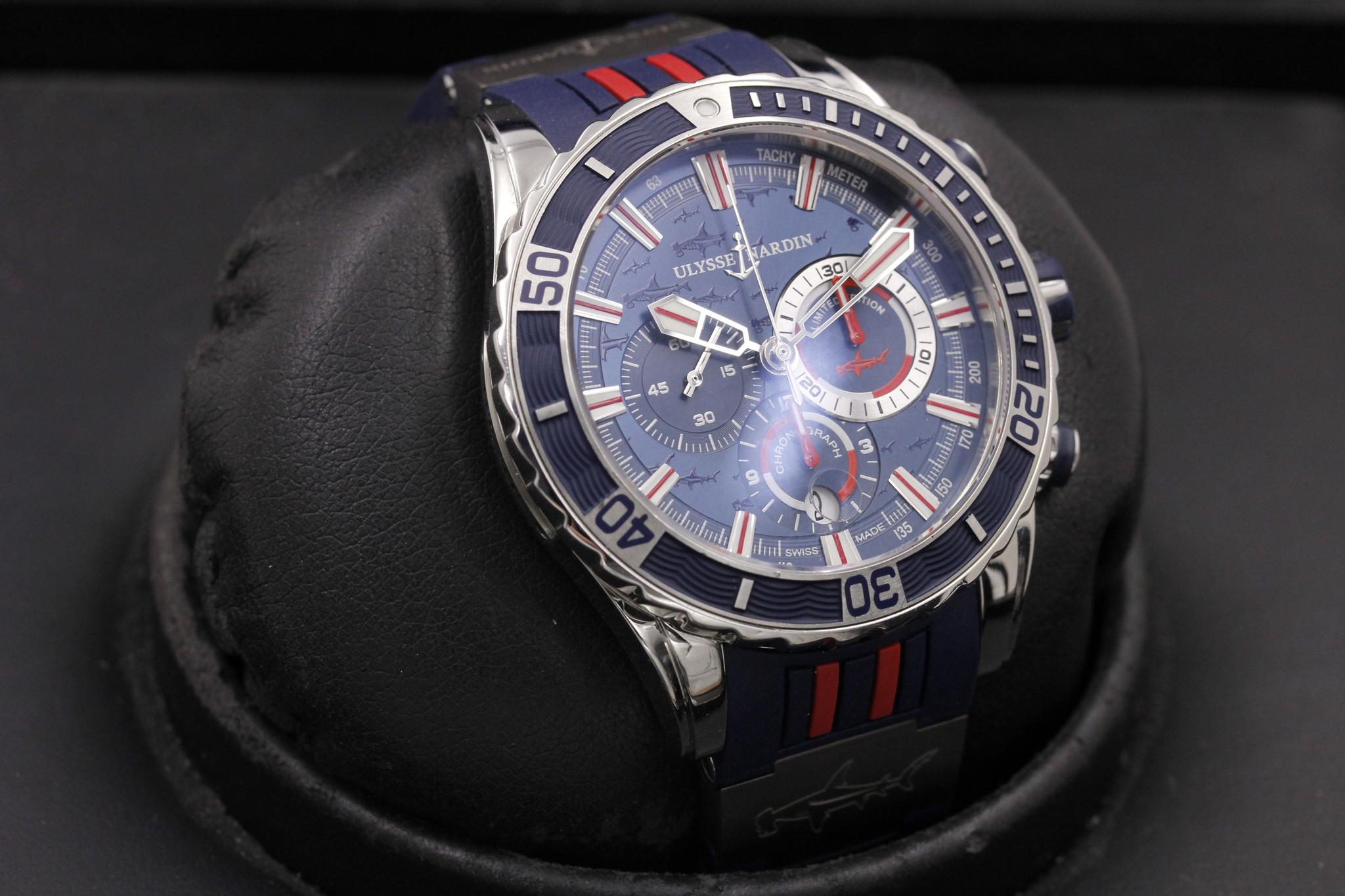 Watch Image 10