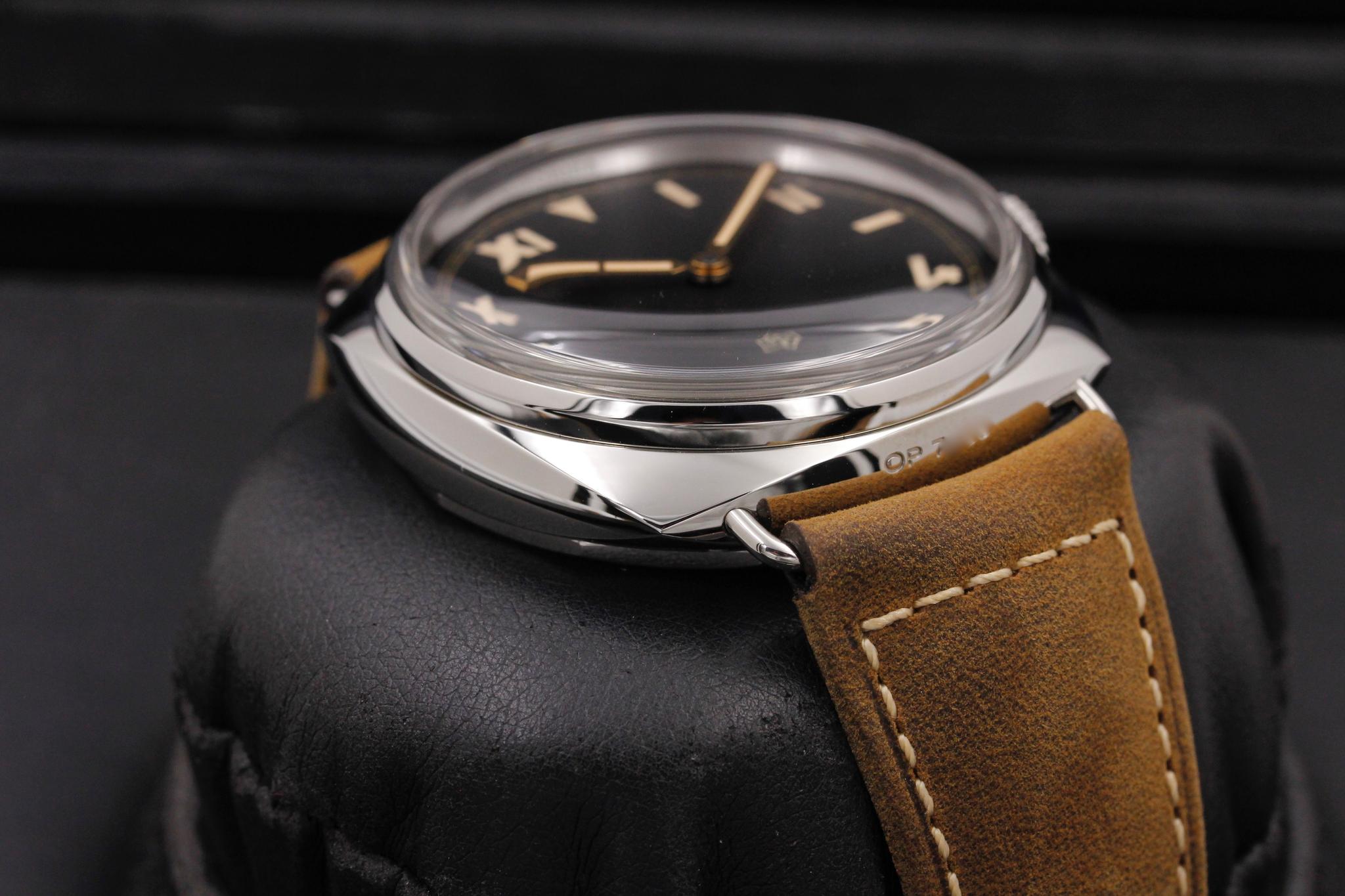 Watch Image 6