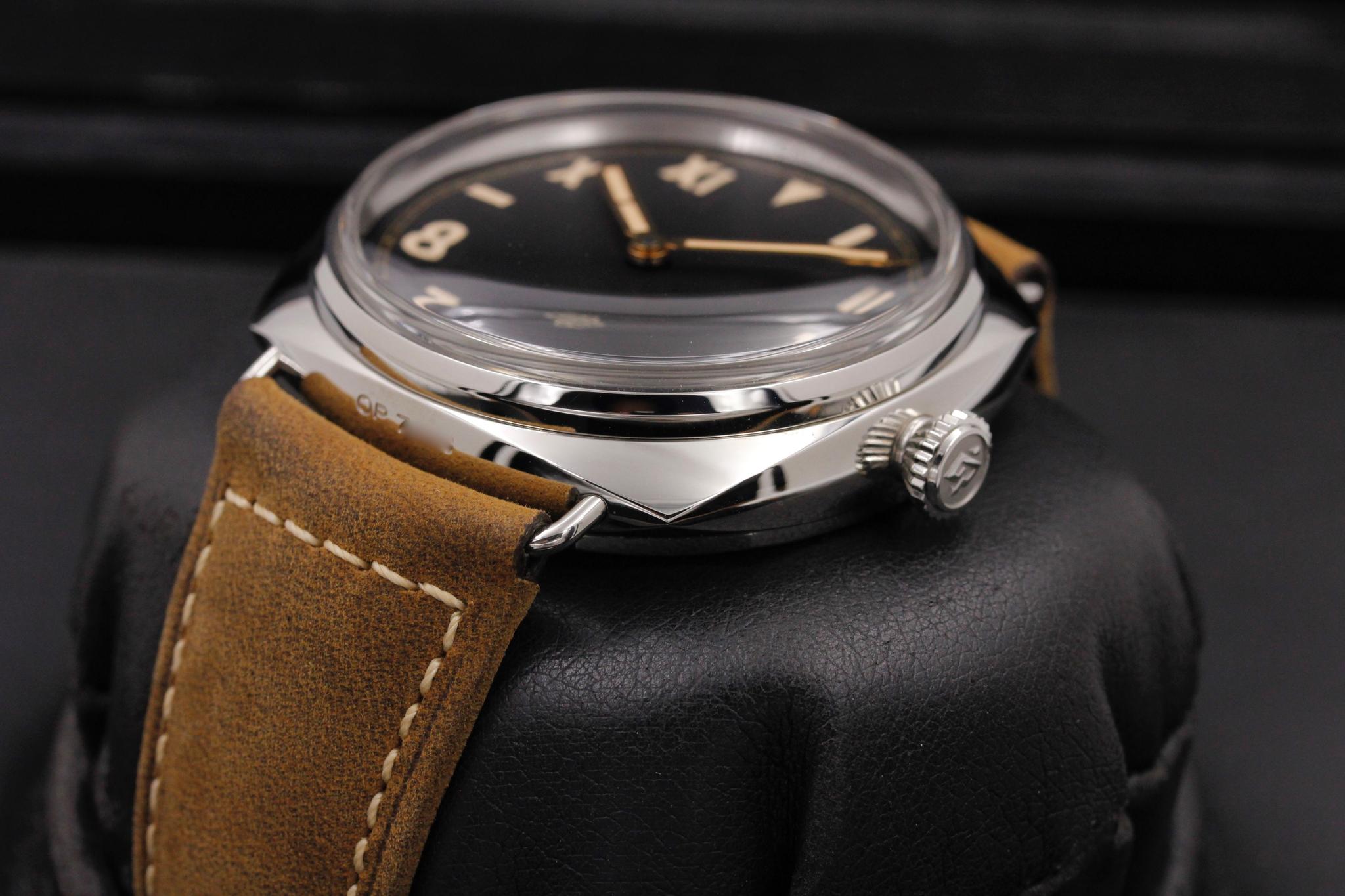 Watch Image 2