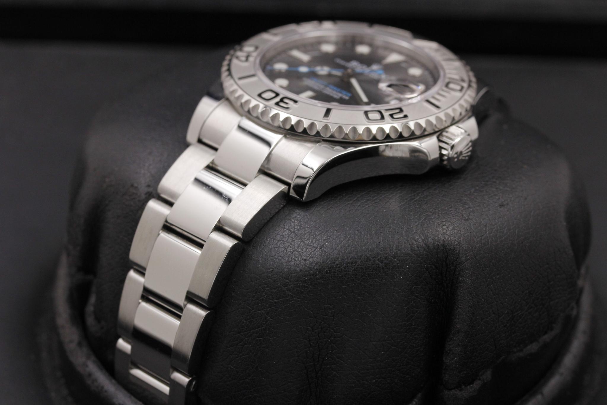 Watch Image 2