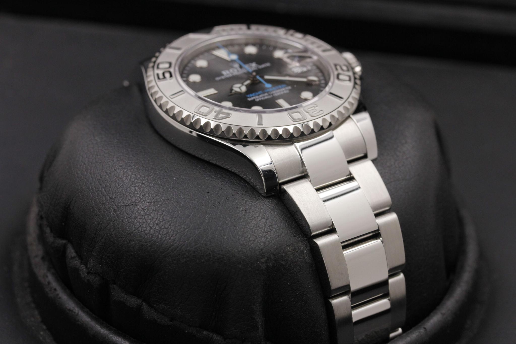 Watch Image 6