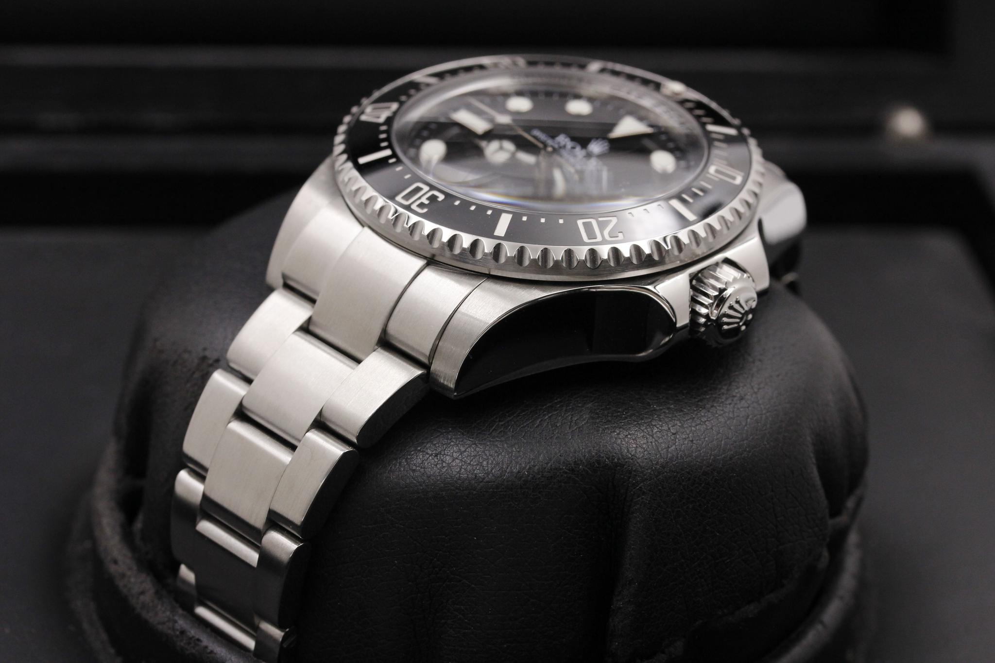 Watch Image 2