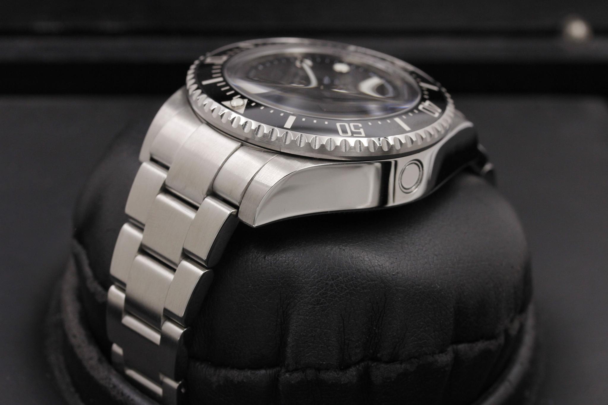 Watch Image 5