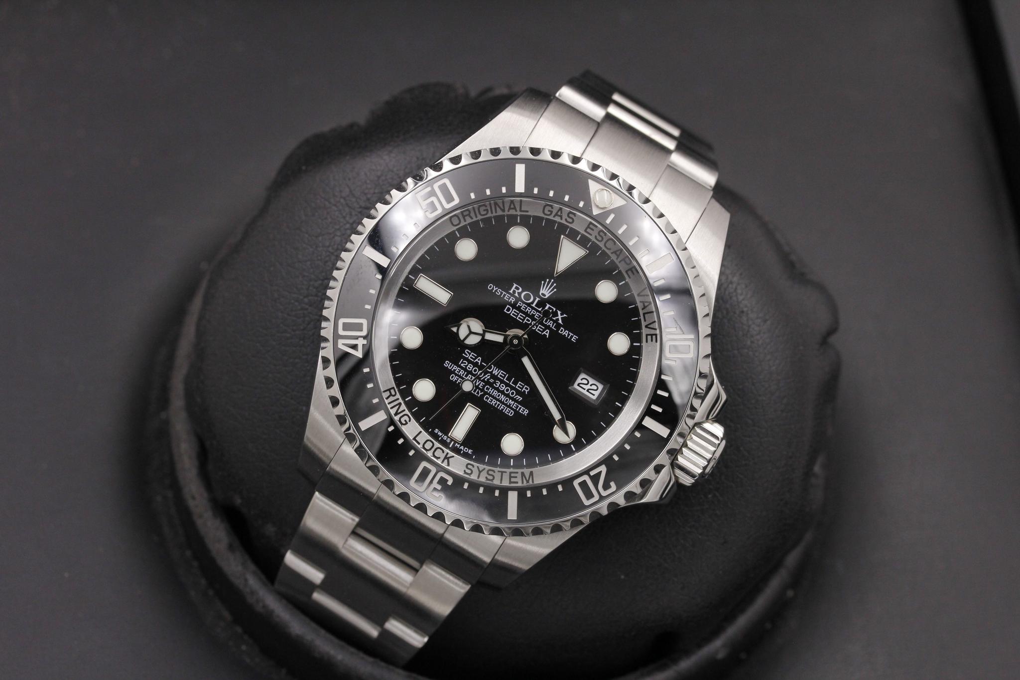 Watch Image 9