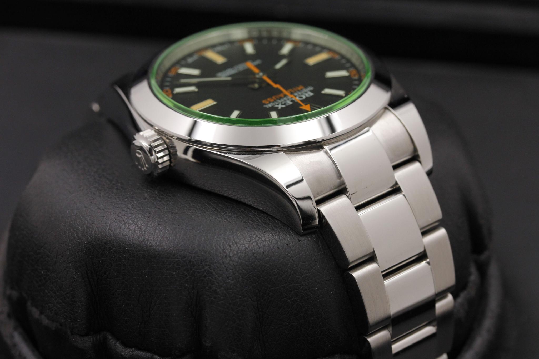 Watch Image 4