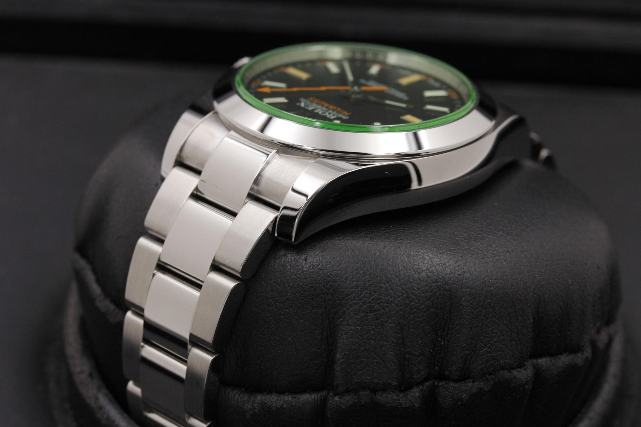 Watch Image 5