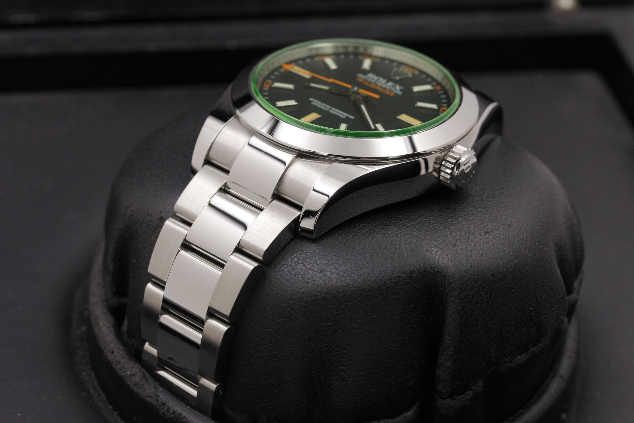 Watch Image 2