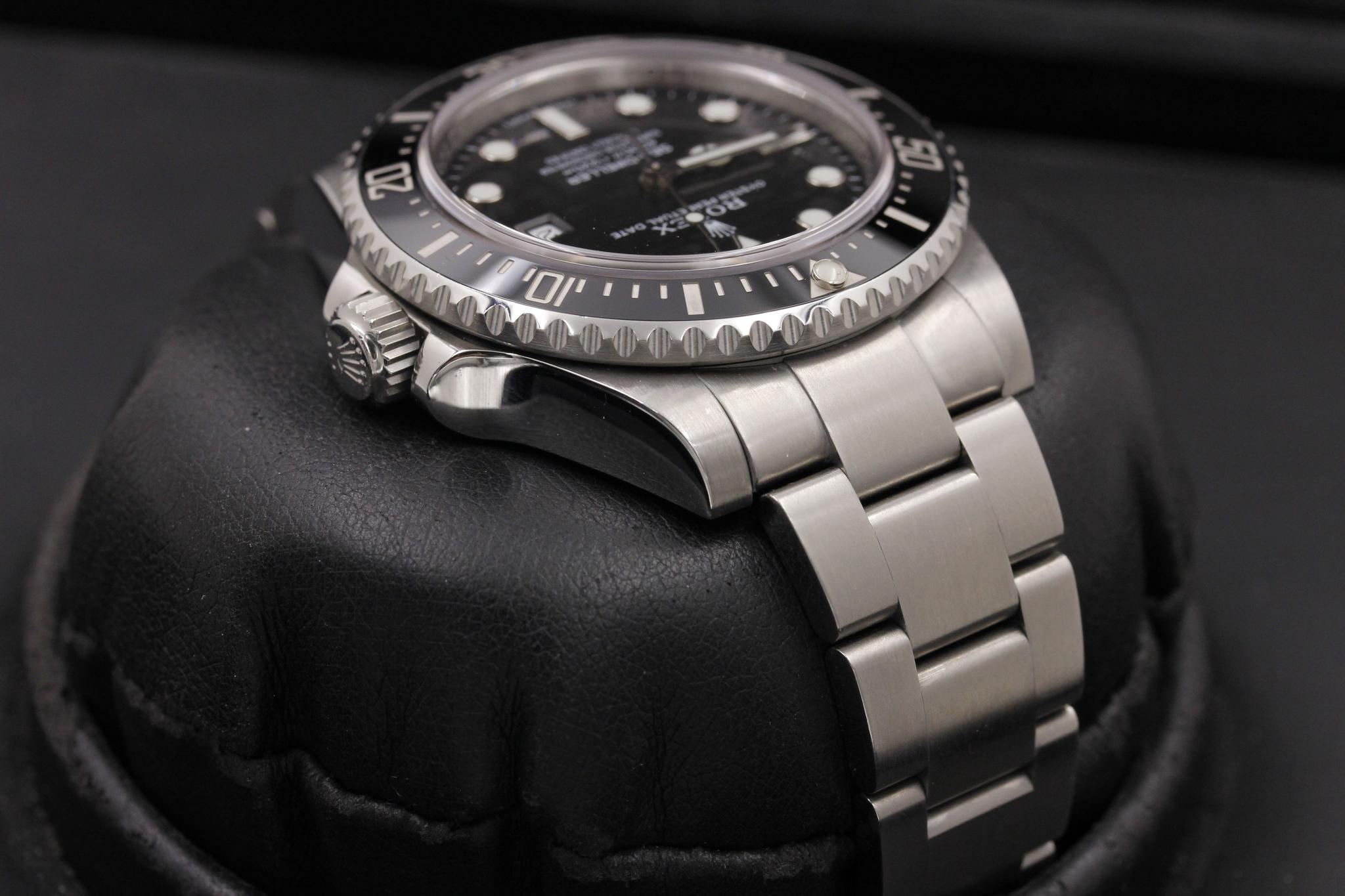 Watch Image 4
