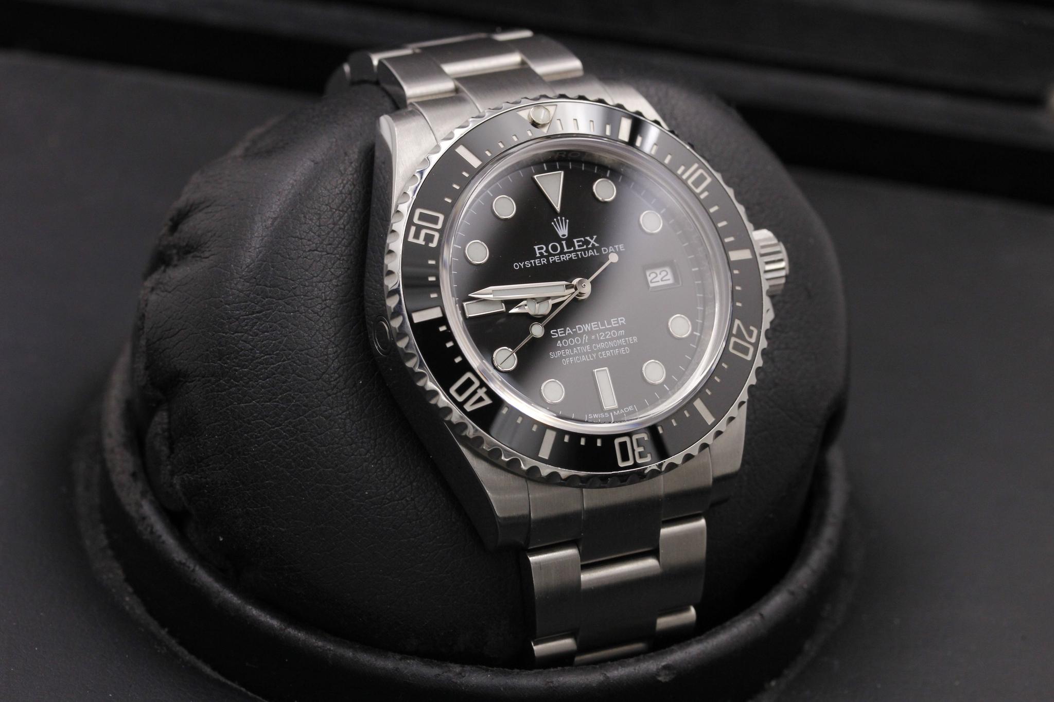 Watch Image 10
