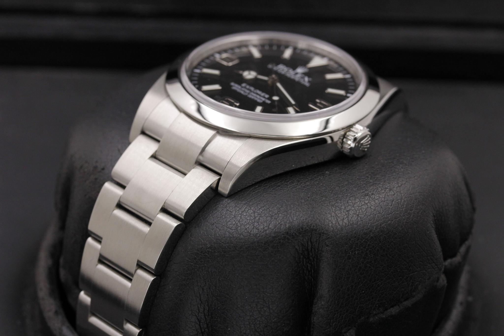 Watch Image 2