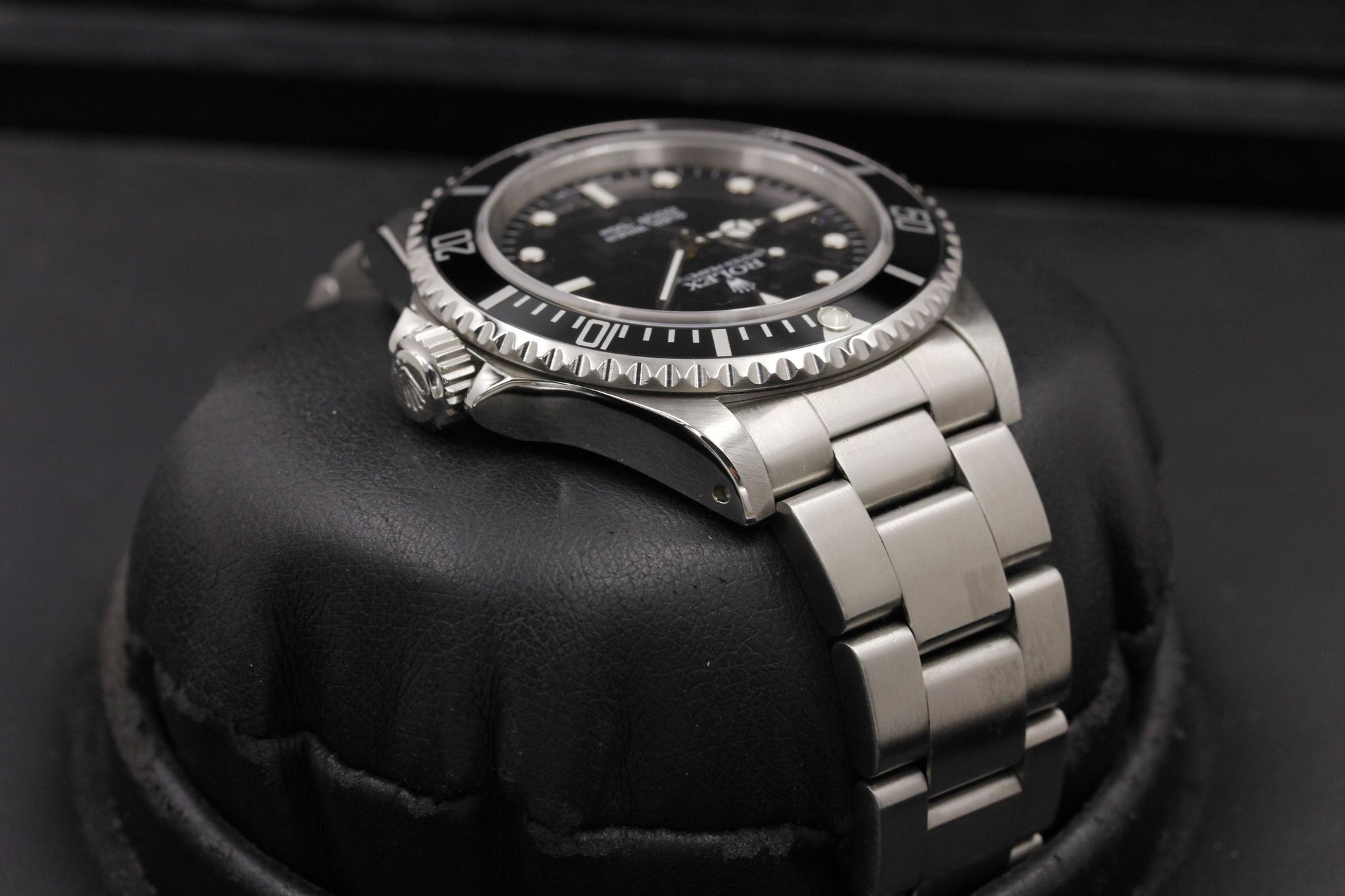 Watch Image 4