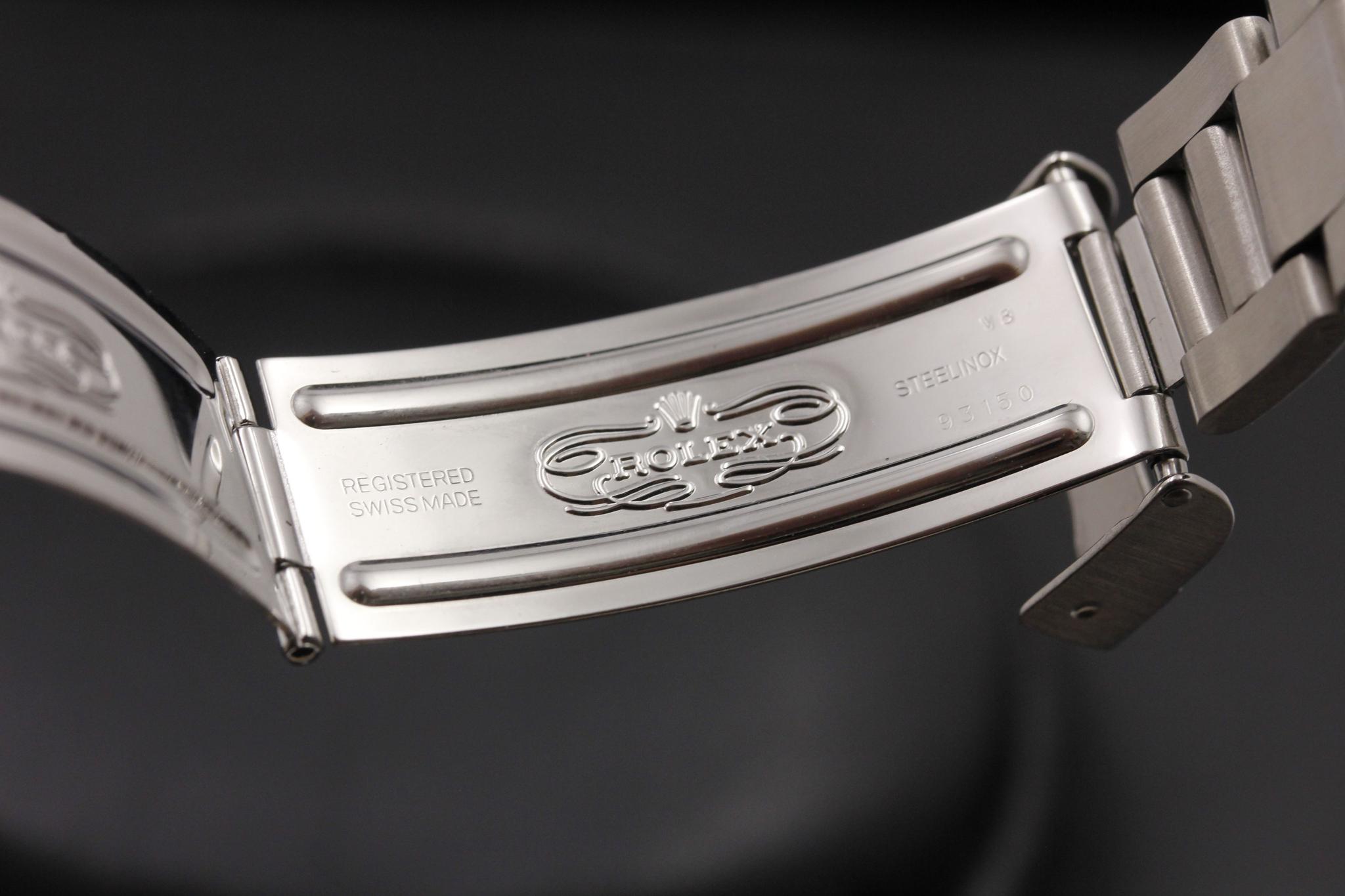 Watch Image 9