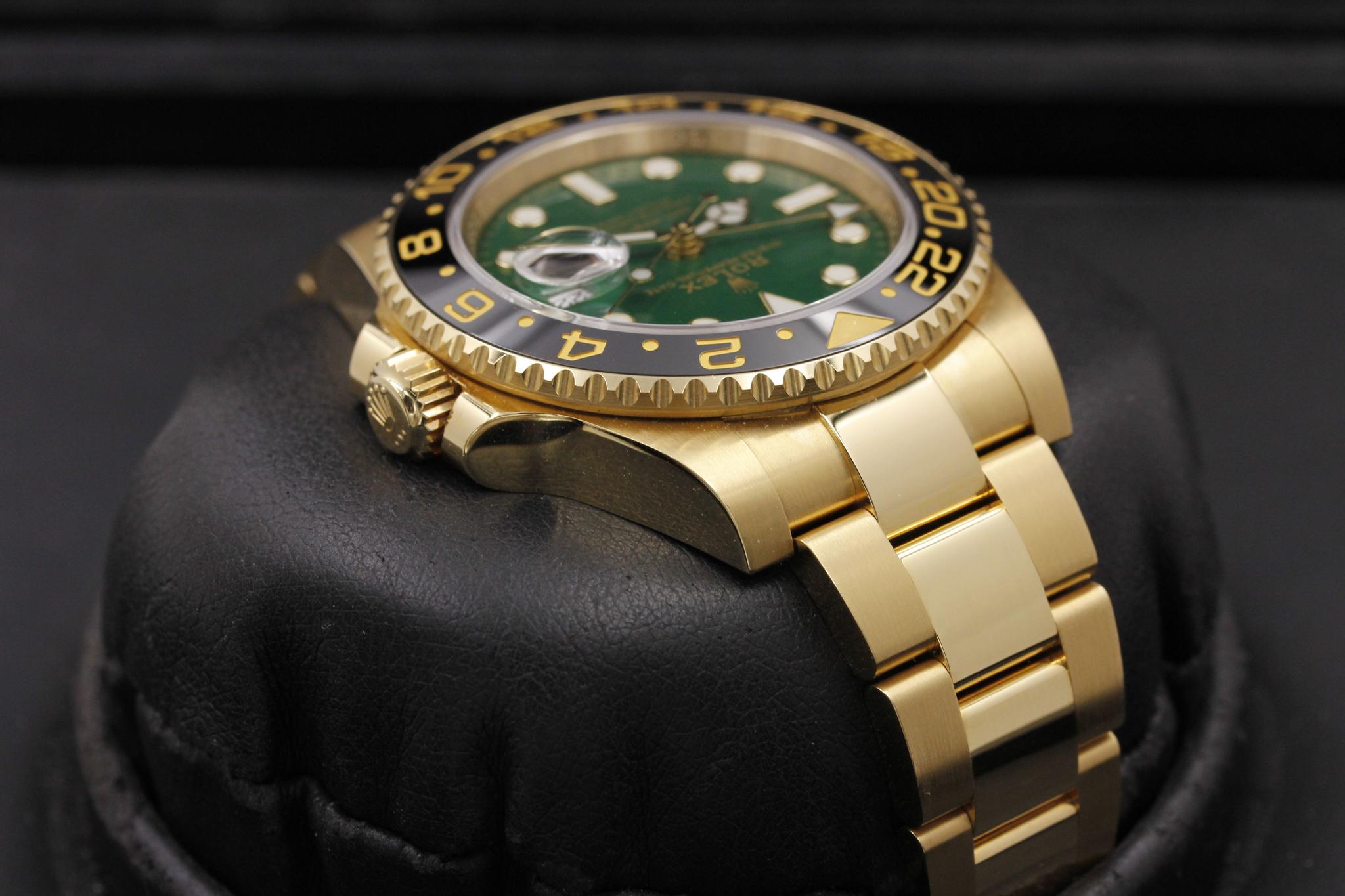 Watch Image 4