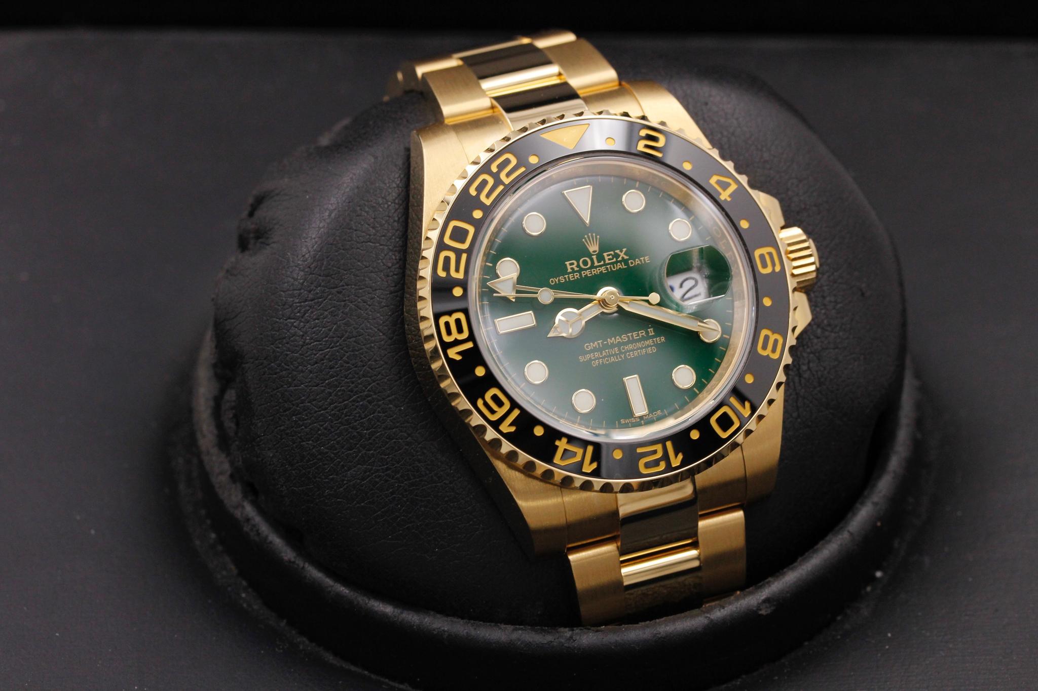 Watch Image 10