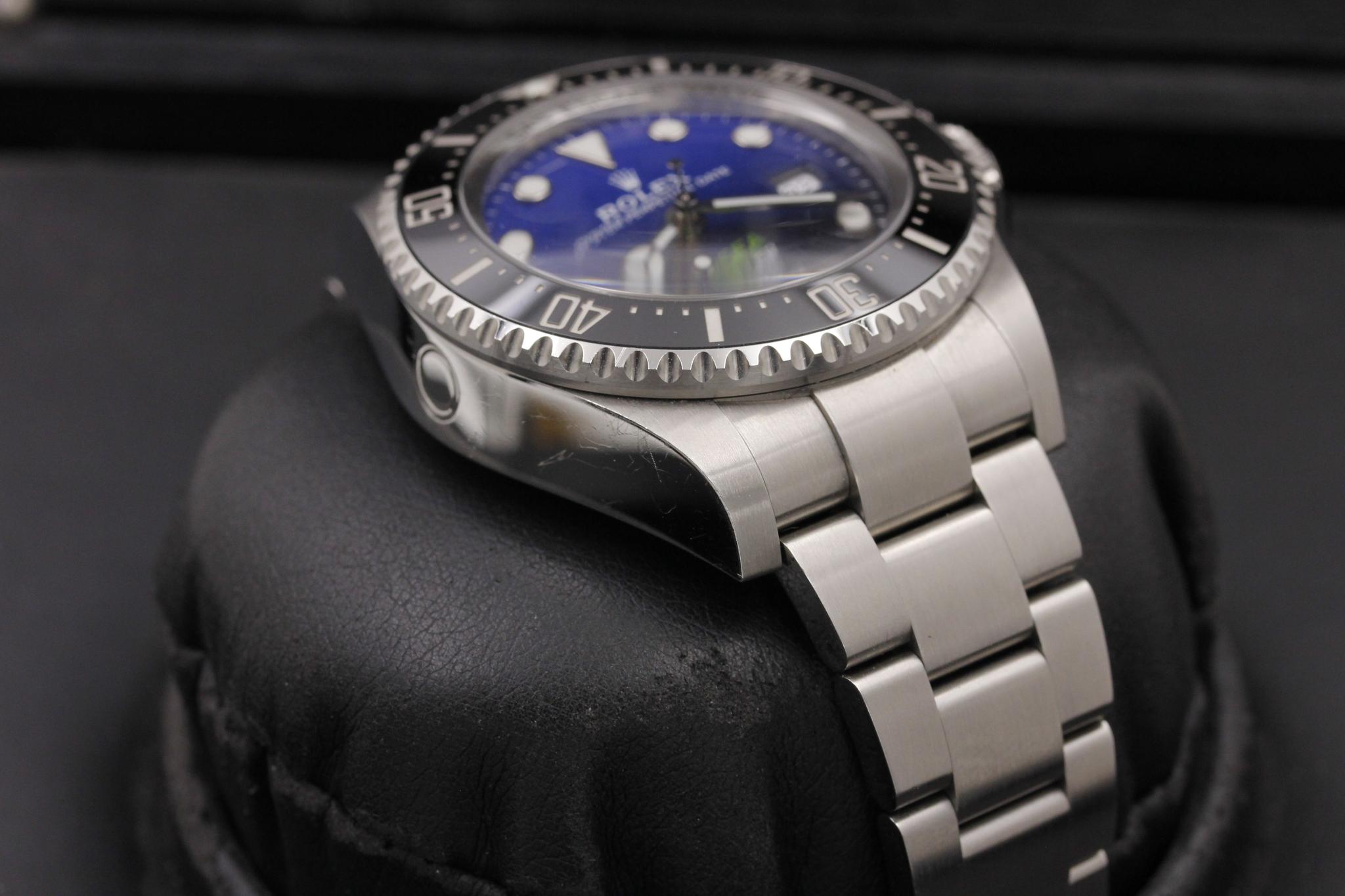 Watch Image 6