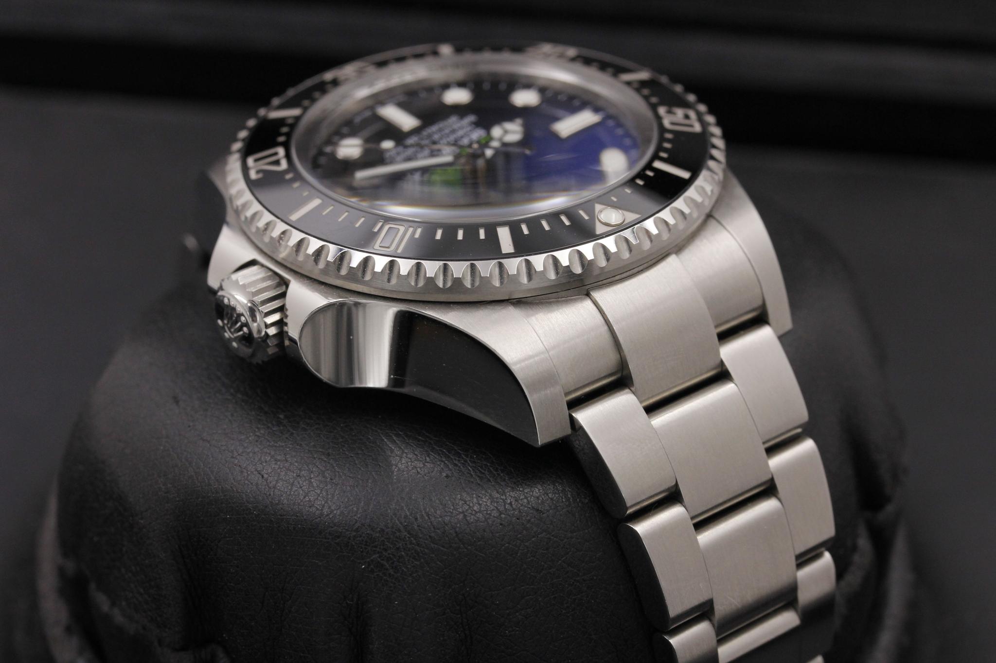 Watch Image 4