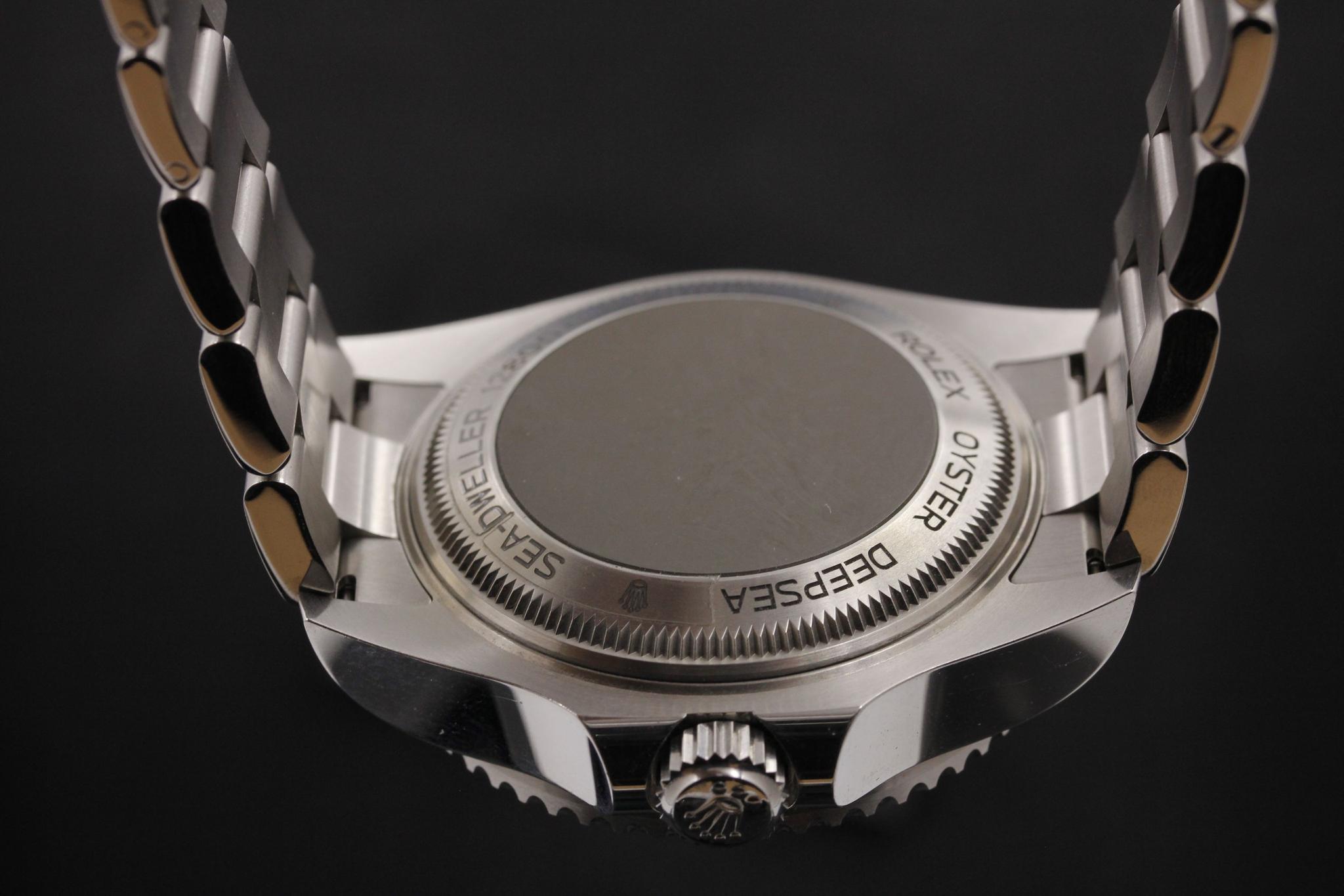 Watch Image 7