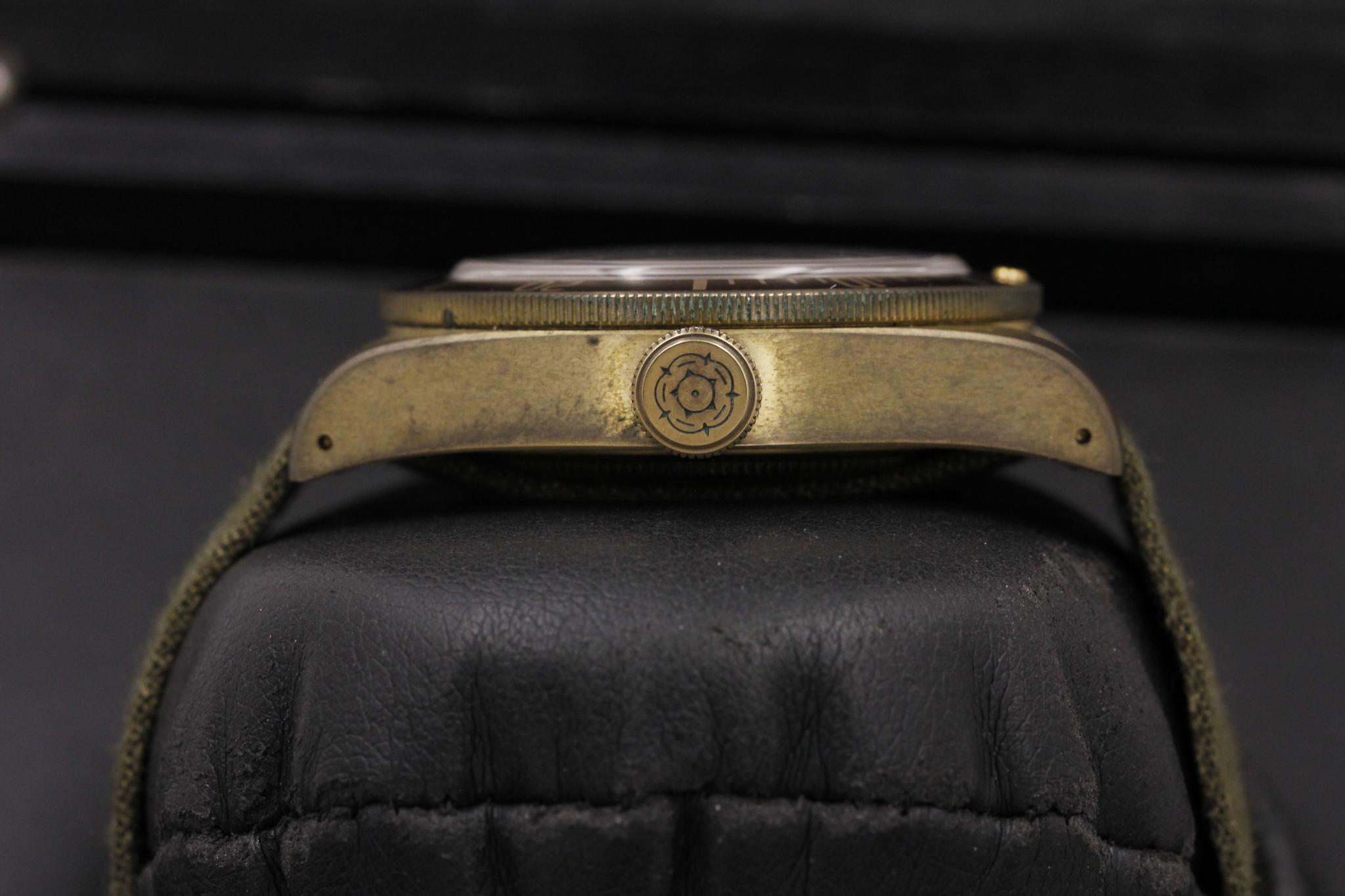 Watch Image 3