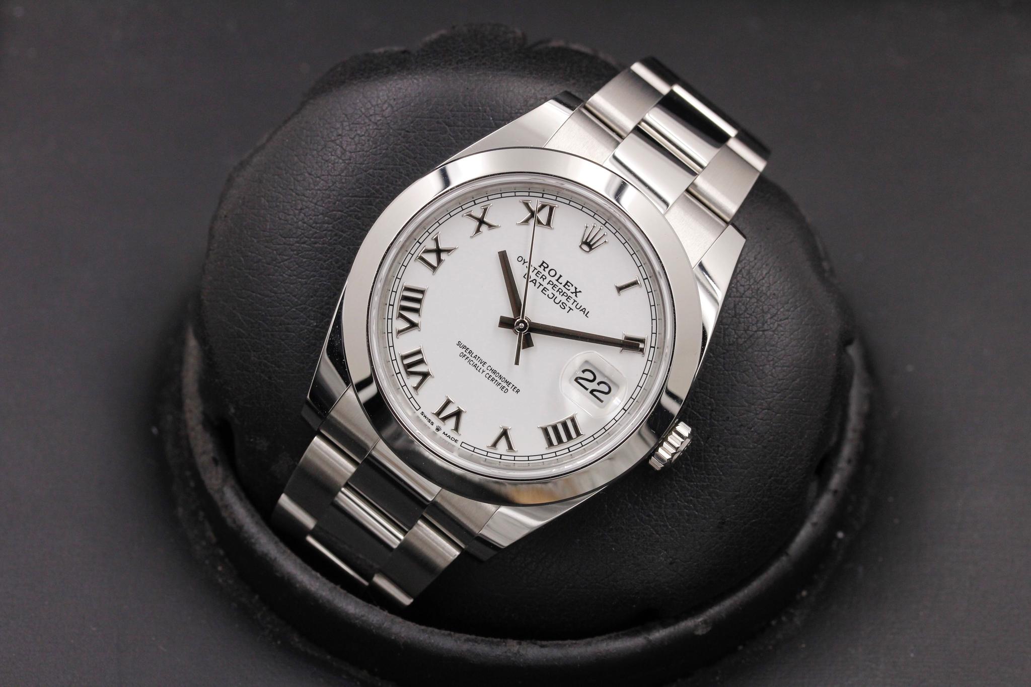 Watch Image 9